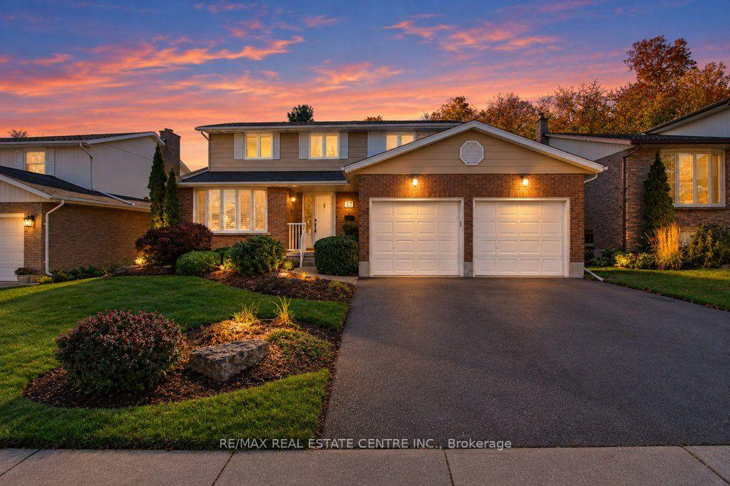 Photo 40 of 57 Trailview Drive, Kitchener — HOMEH