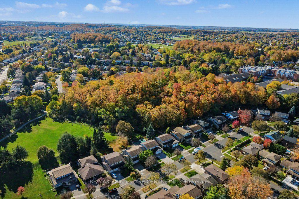 Photo 46 of 57 Trailview Drive, Kitchener — HOMEH