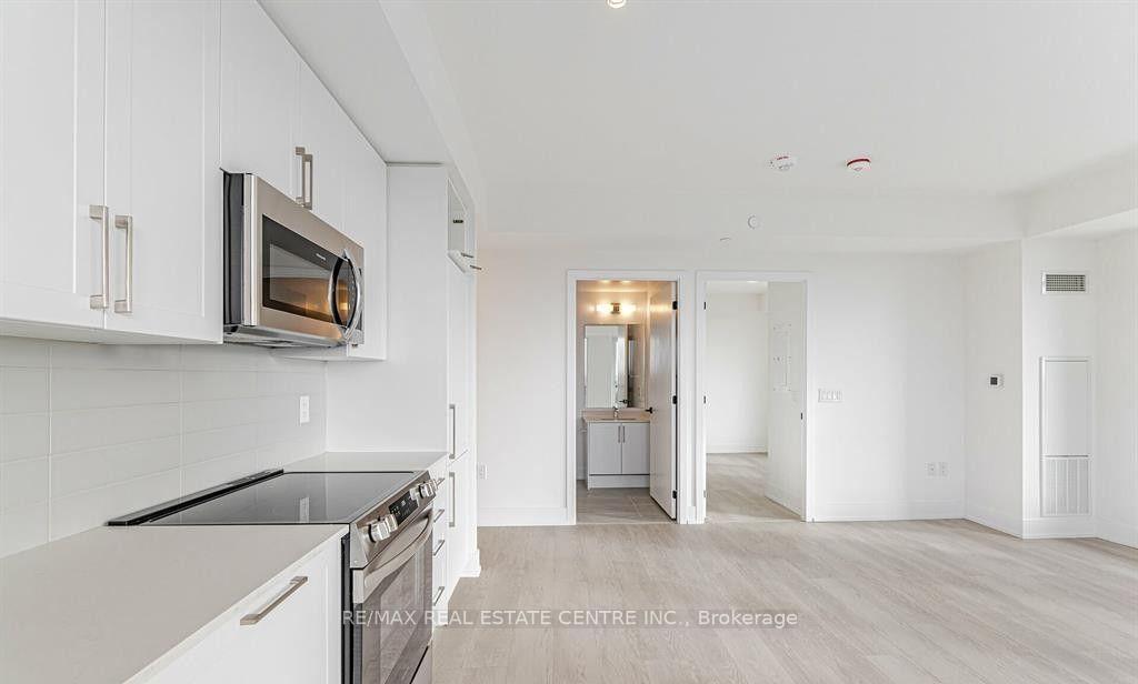 Photo 12 of Unit 232, 2450 Old Bronte Road, Oakville, Westmount — HOMEH