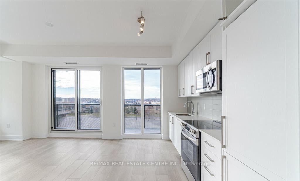 Photo 13 of Unit 232, 2450 Old Bronte Road, Oakville, Westmount — HOMEH