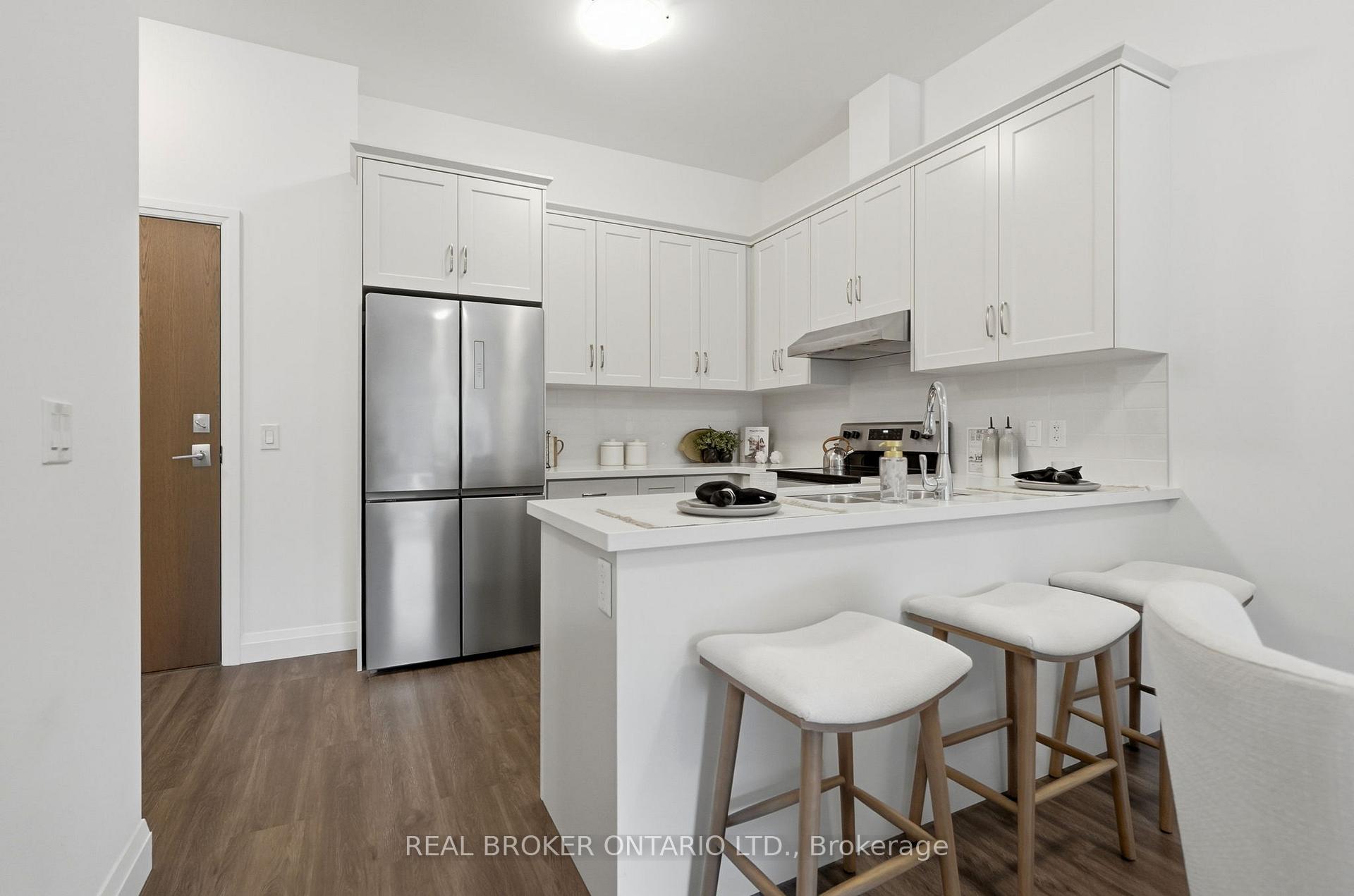 Photo 12 of Unit 101, 30 Hamilton Street S, Hamilton, Waterdown — HOMEH