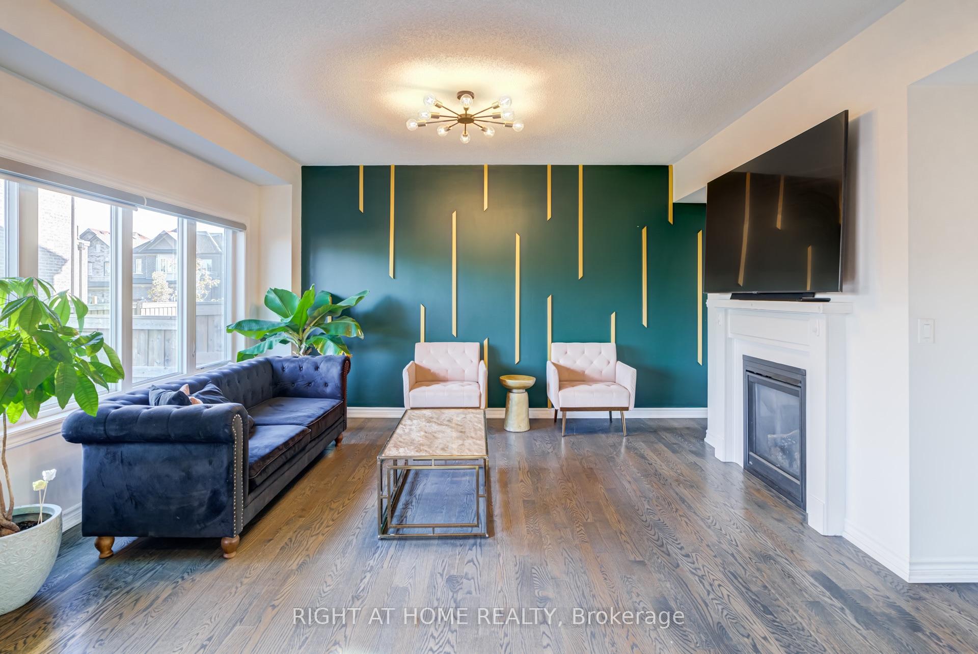 Photo 11 of 171 Crombie Street, Clarington, Bowmanville — HOMEH