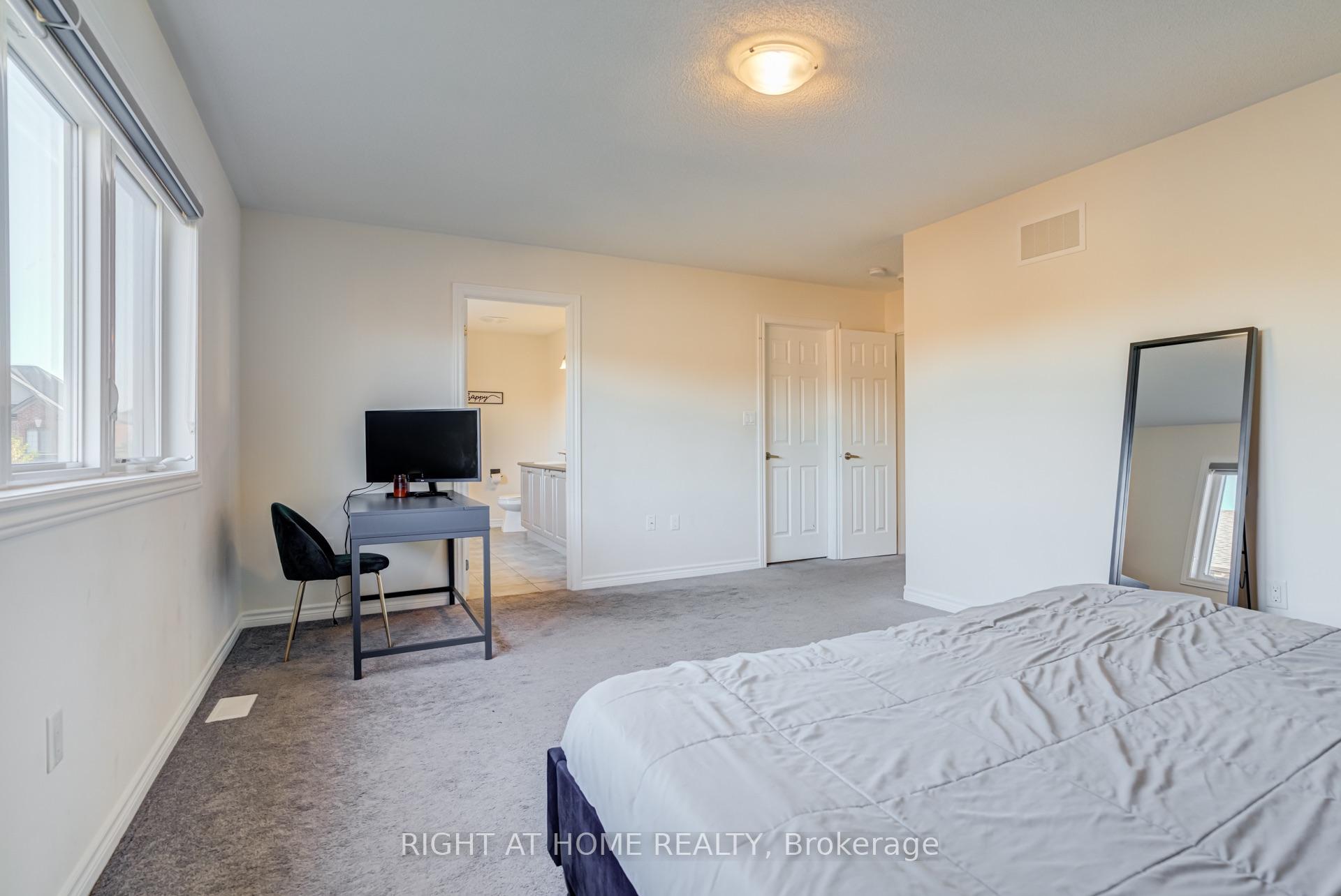 Photo 26 of 171 Crombie Street, Clarington, Bowmanville — HOMEH