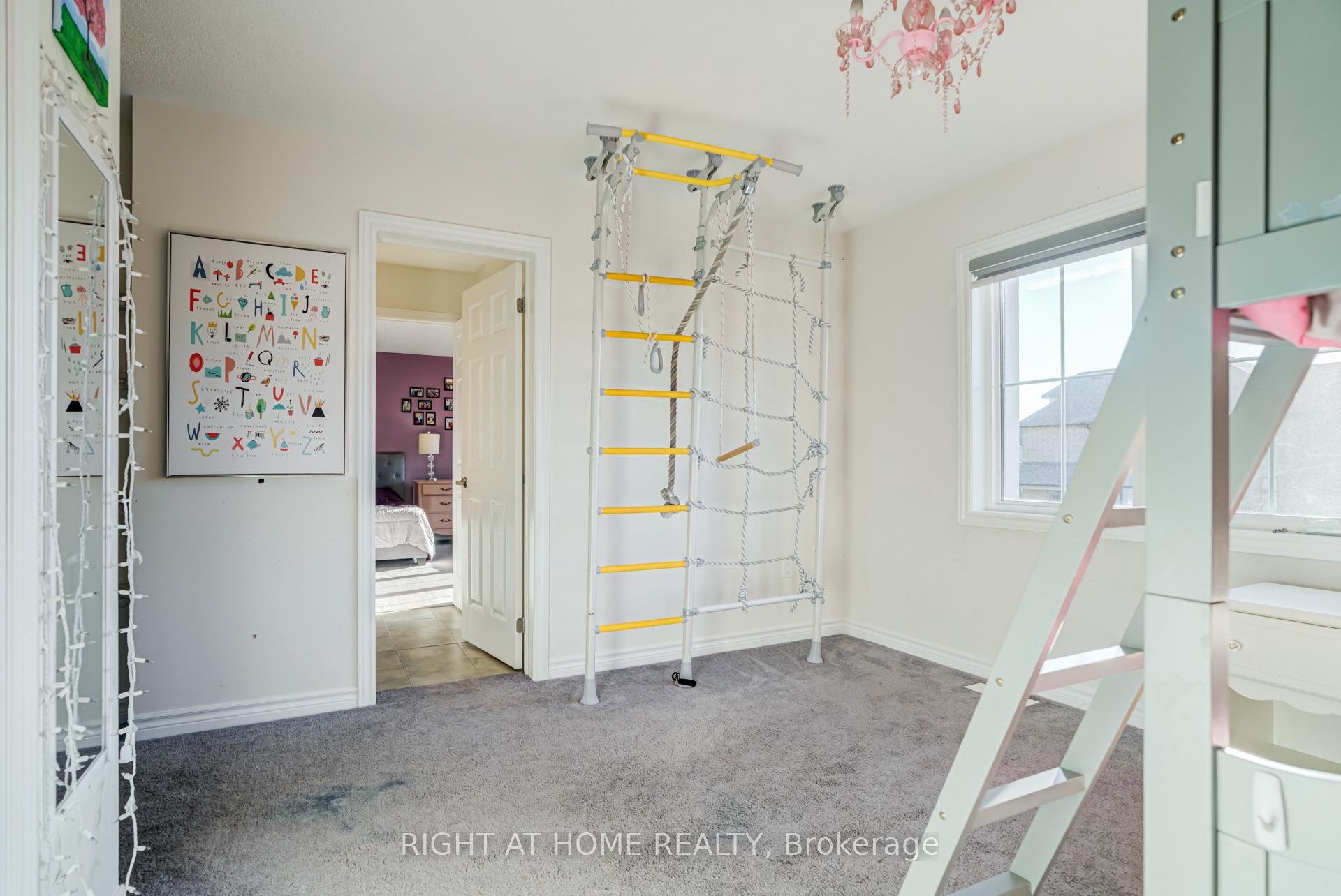 Photo 36 of 171 Crombie Street, Clarington, Bowmanville — HOMEH