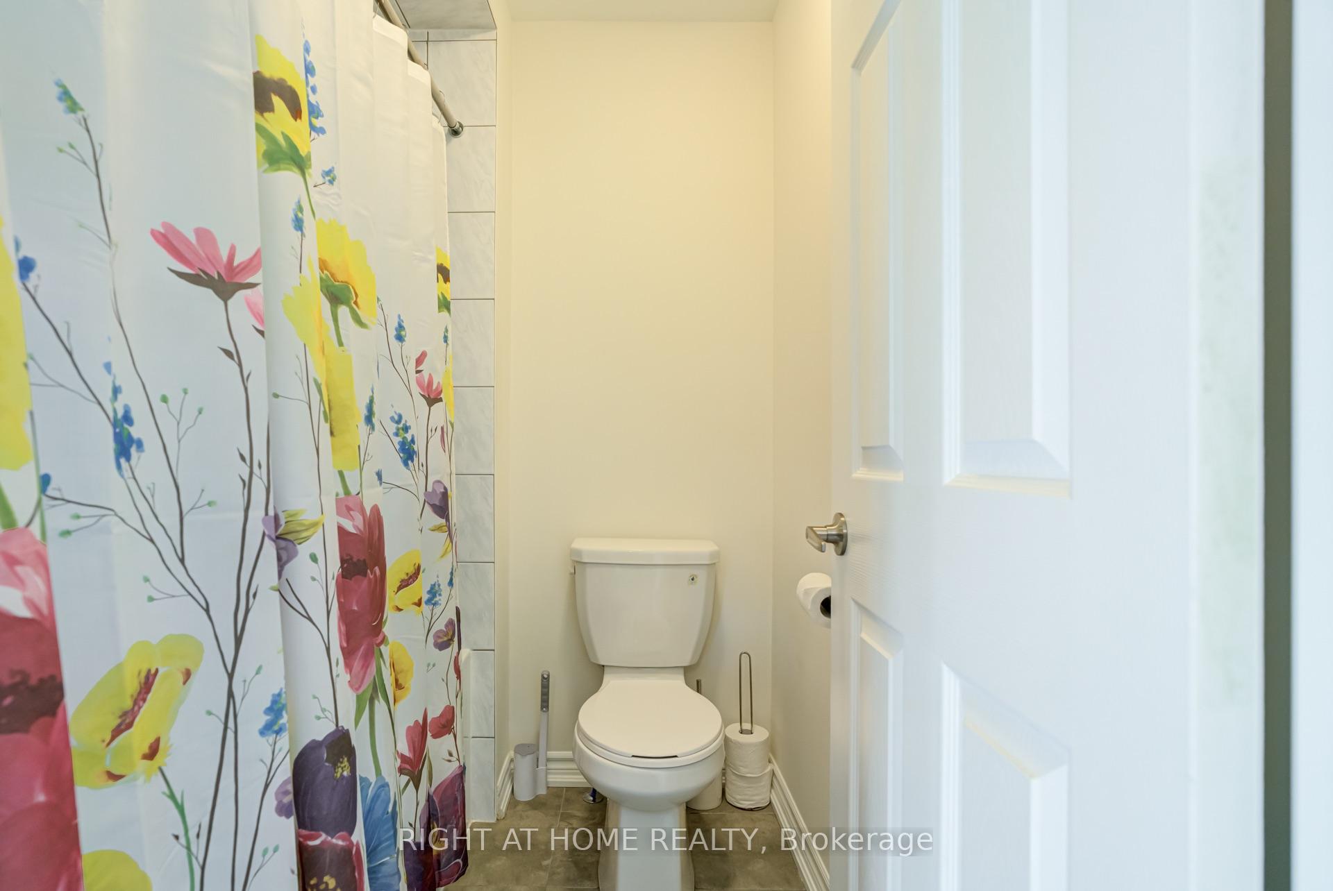 Photo 40 of 171 Crombie Street, Clarington, Bowmanville — HOMEH