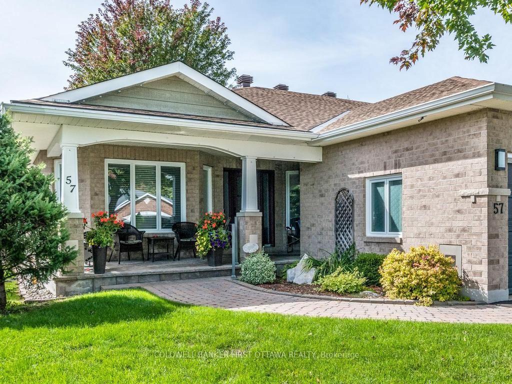 Photo 5 of 57 Amberlakes Drive, Ottawa, Stittsville (Central) — HOMEH