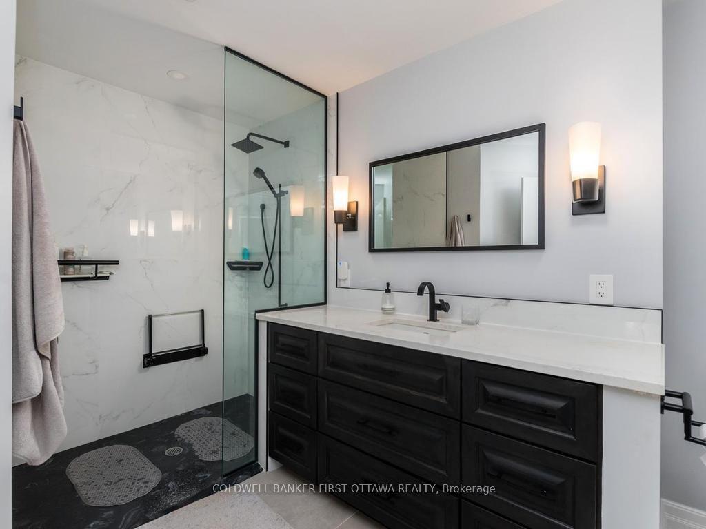 Photo 25 of 57 Amberlakes Drive, Ottawa, Stittsville (Central) — HOMEH