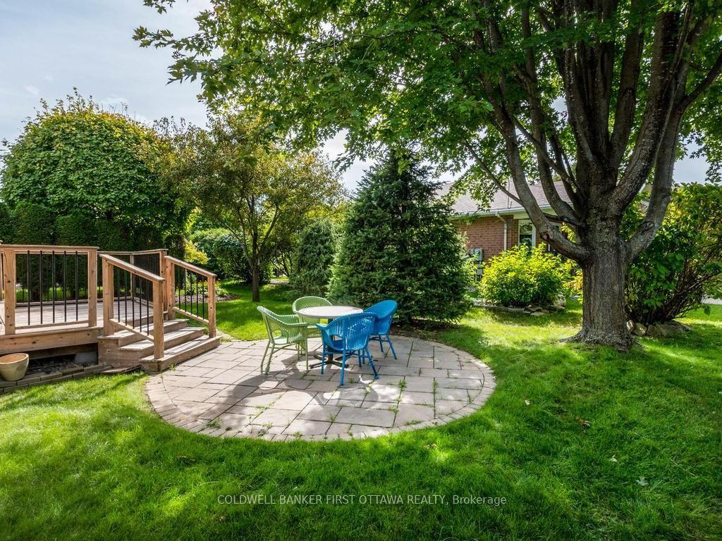 Photo 34 of 57 Amberlakes Drive, Ottawa, Stittsville (Central) — HOMEH