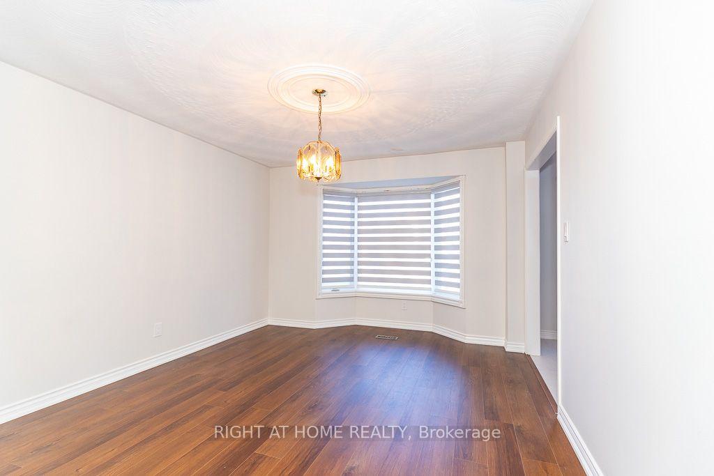 Photo 5 of 468 Dewitt Road, Hamilton, Stoney Creek — HOMEH