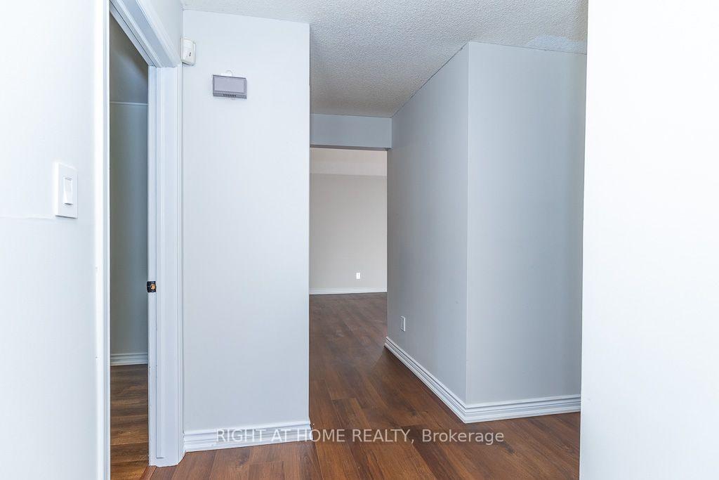 Photo 7 of 468 Dewitt Road, Hamilton, Stoney Creek — HOMEH