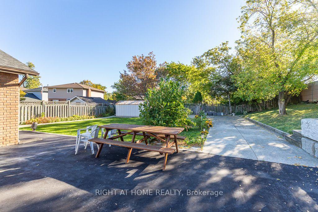 Photo 39 of 468 Dewitt Road, Hamilton, Stoney Creek — HOMEH