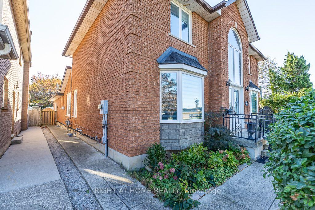 Photo 46 of 468 Dewitt Road, Hamilton, Stoney Creek — HOMEH