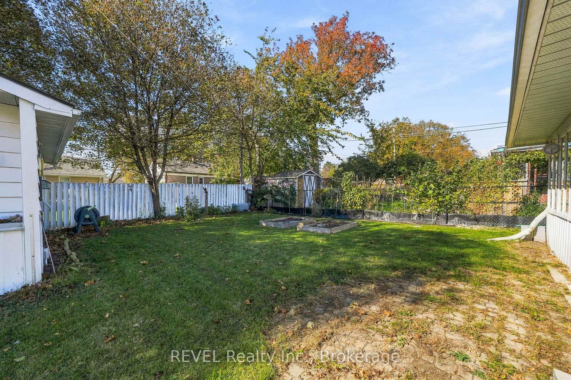 Photo 39 of 20 Fifth Street, Belleville, Belleville Ward — HOMEH