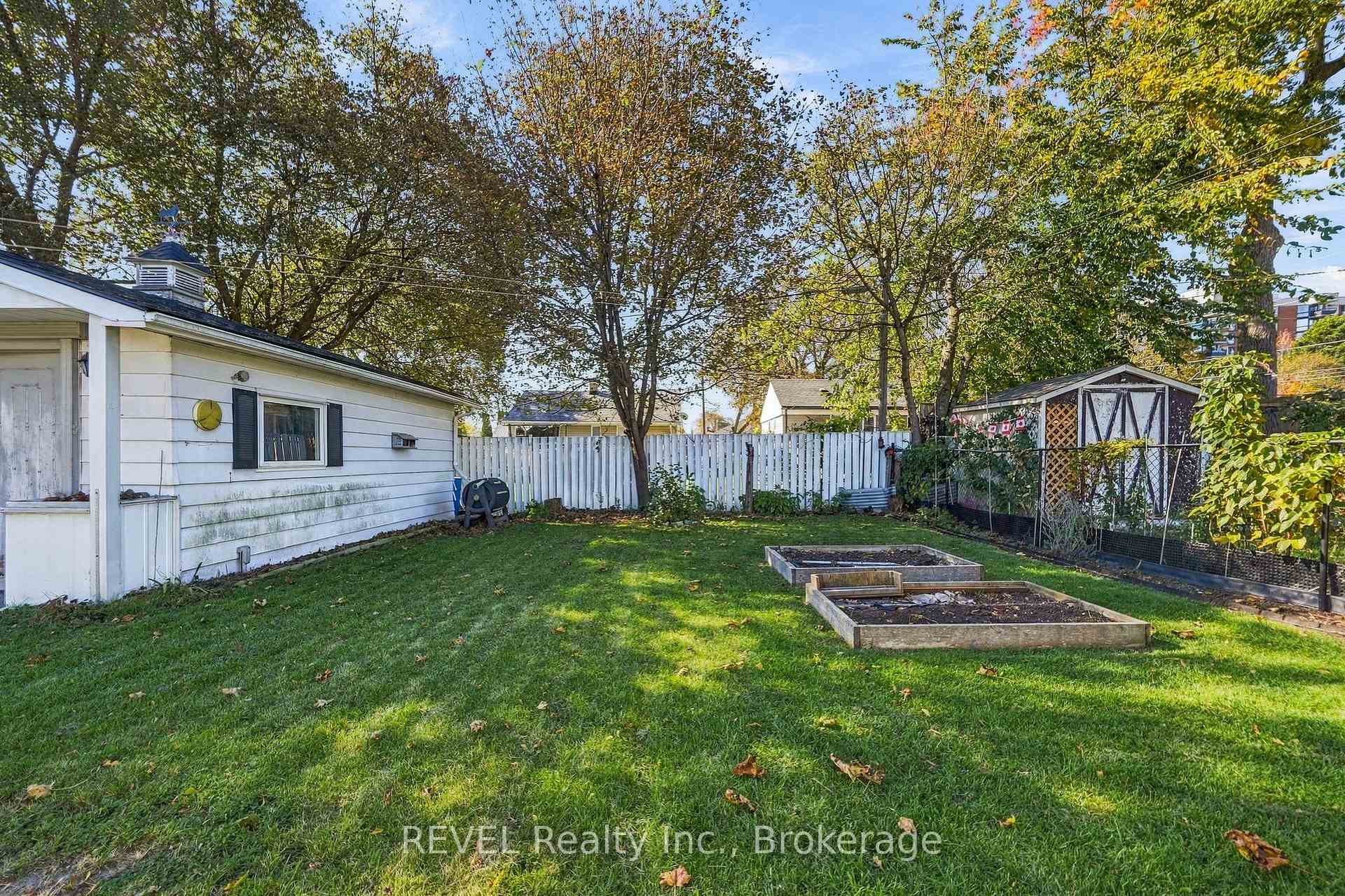 Photo 40 of 20 Fifth Street, Belleville, Belleville Ward — HOMEH
