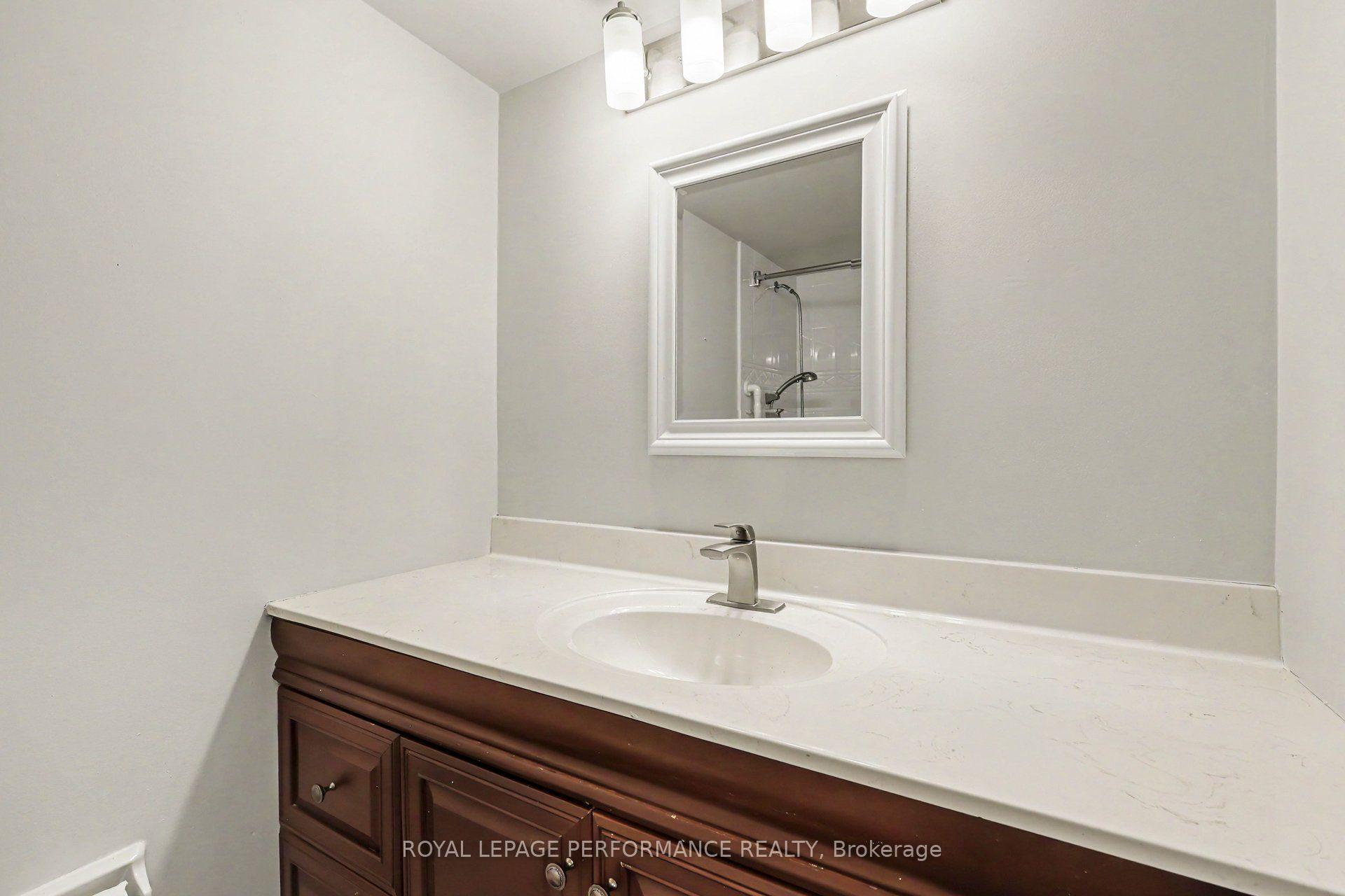 Photo 12 of Unit 507, 545 St Laurent Boulevard, Ottawa, Viscount Alexander Park — HOMEH