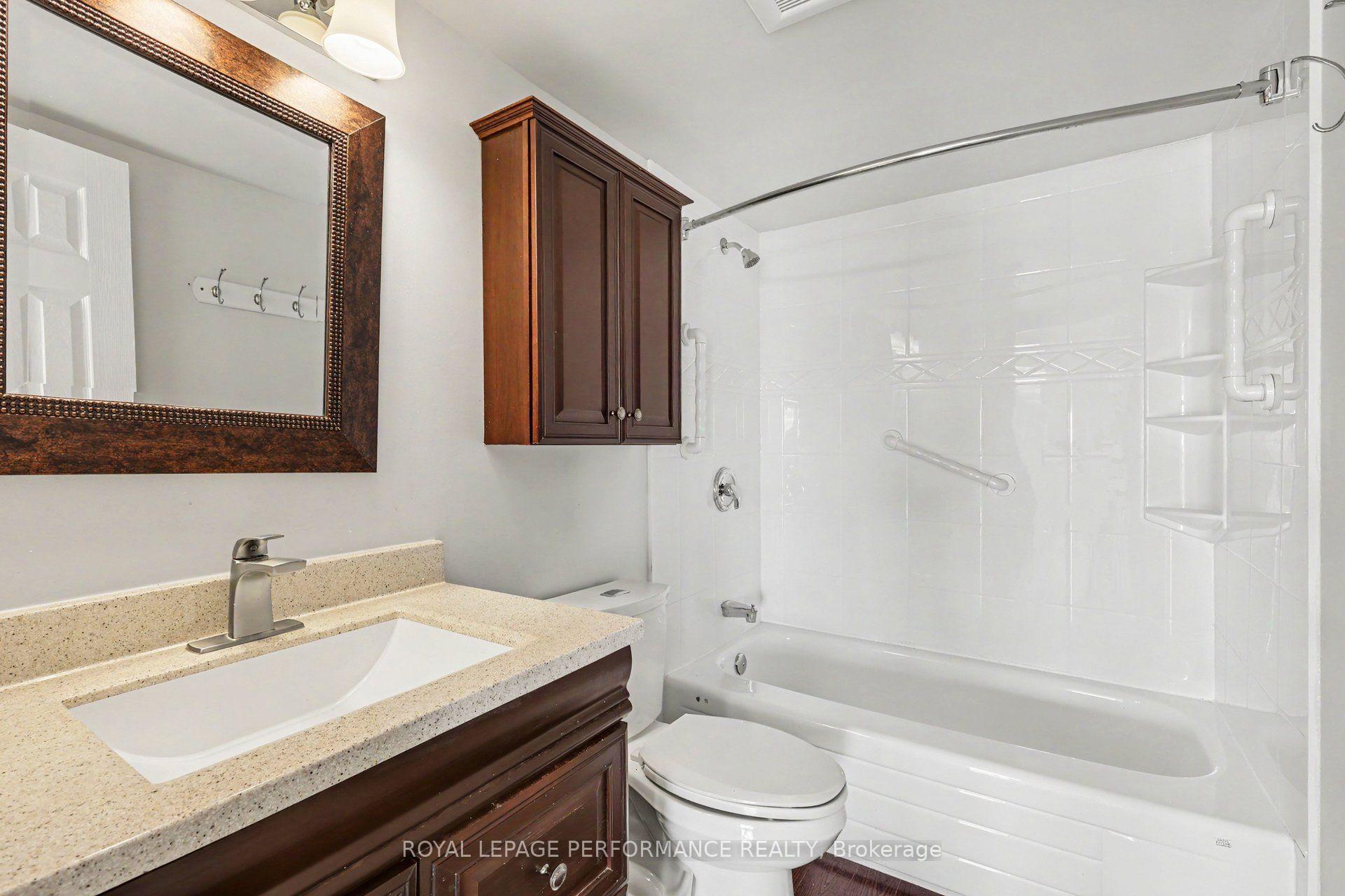 Photo 15 of Unit 507, 545 St Laurent Boulevard, Ottawa, Viscount Alexander Park — HOMEH