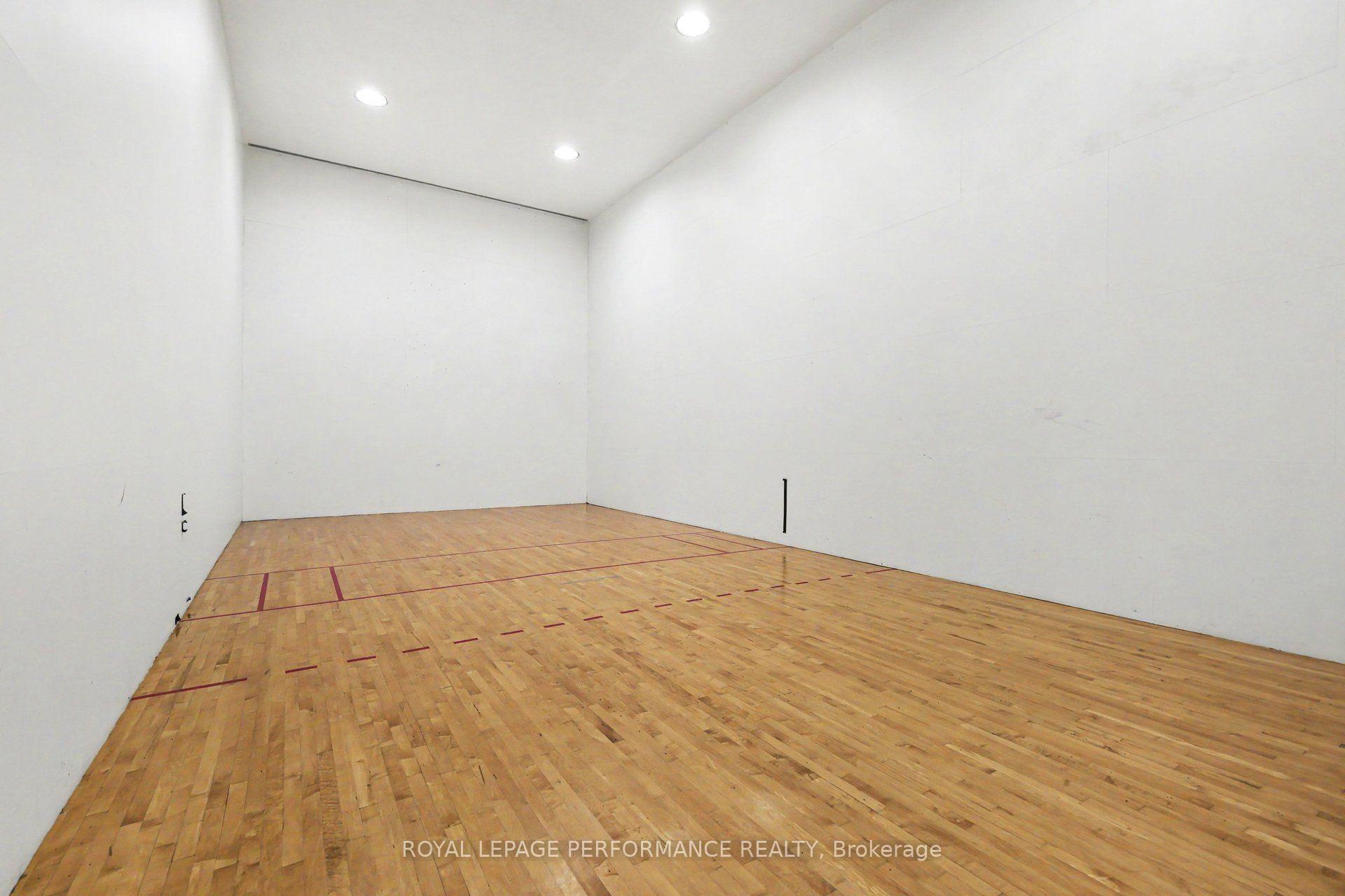 Photo 19 of Unit 507, 545 St Laurent Boulevard, Ottawa, Viscount Alexander Park — HOMEH