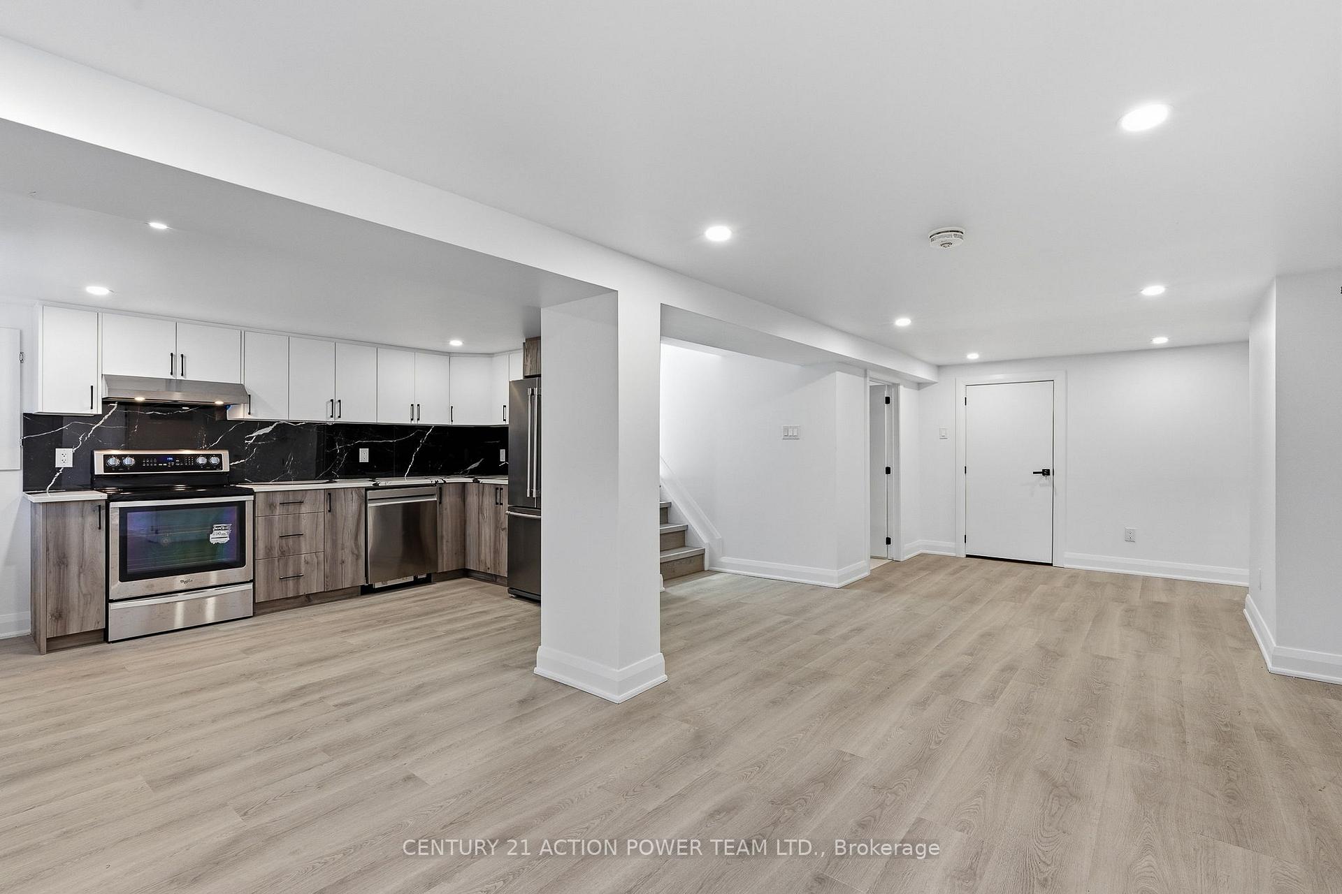 Photo 3 of Unit 2, 1831 Haig Drive S, Ottawa, Elmvale Acres — HOMEH