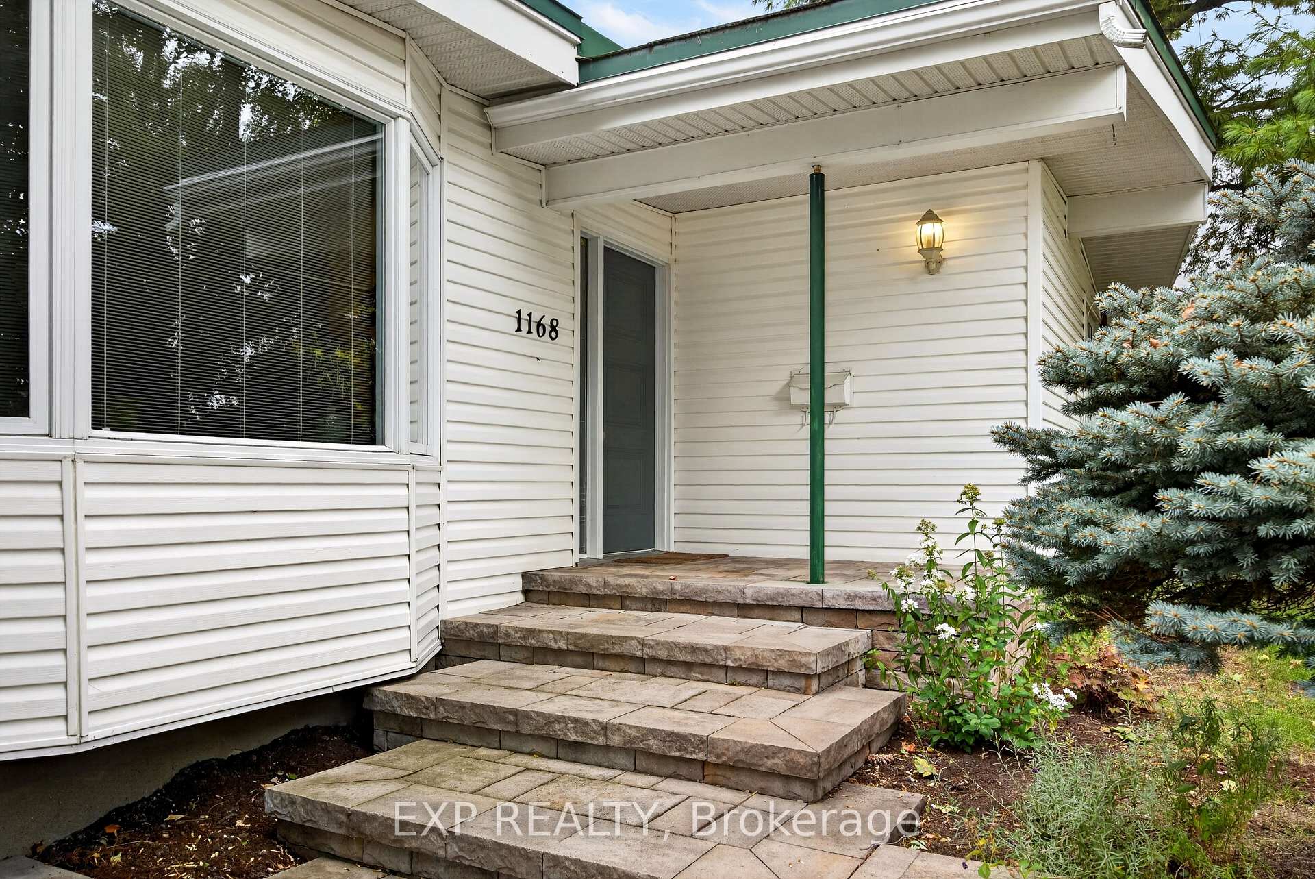 Photo 2 of 1168 Cameo Drive, Ottawa, Copeland Park — HOMEH
