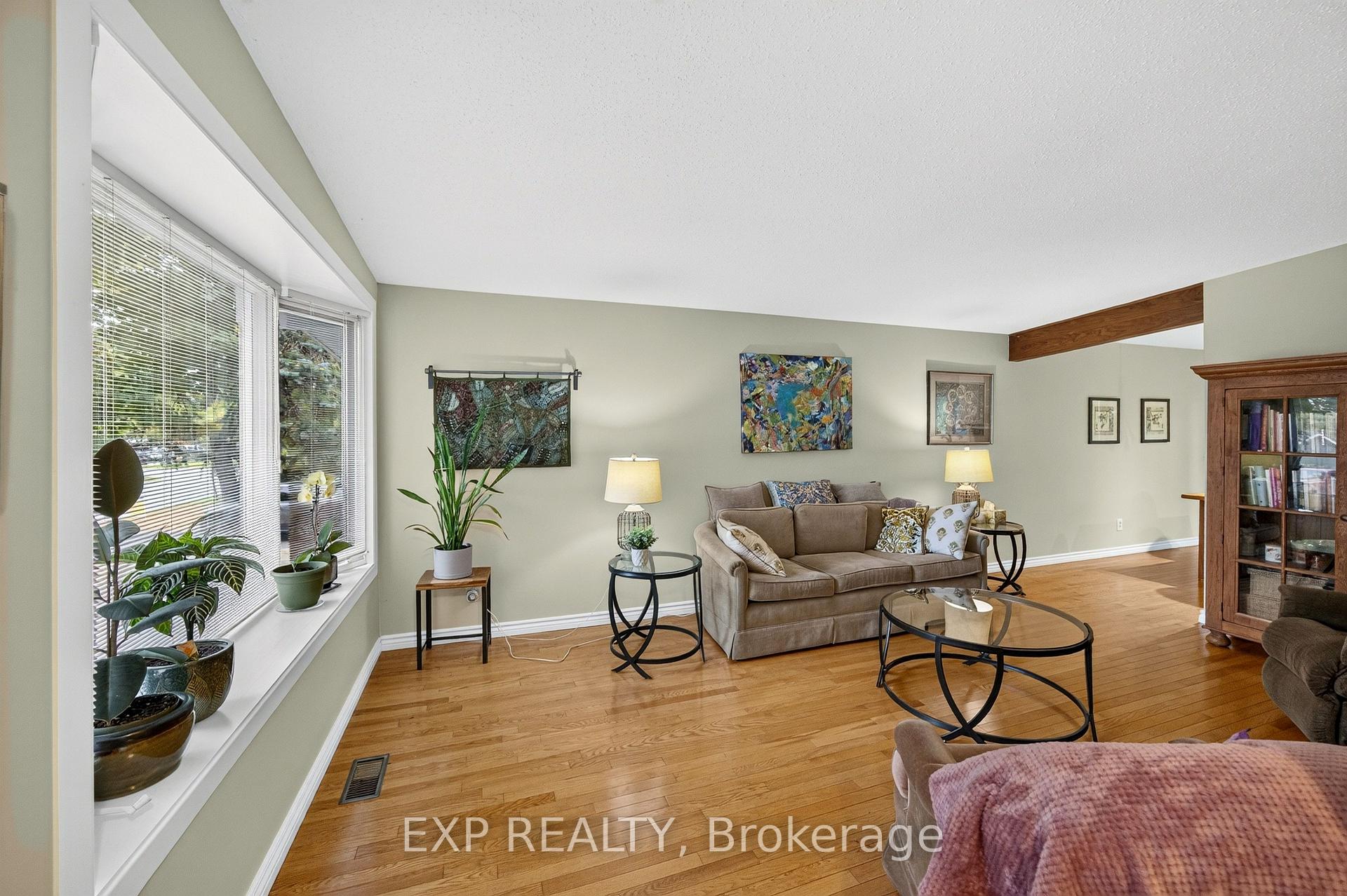 Photo 6 of 1168 Cameo Drive, Ottawa, Copeland Park — HOMEH