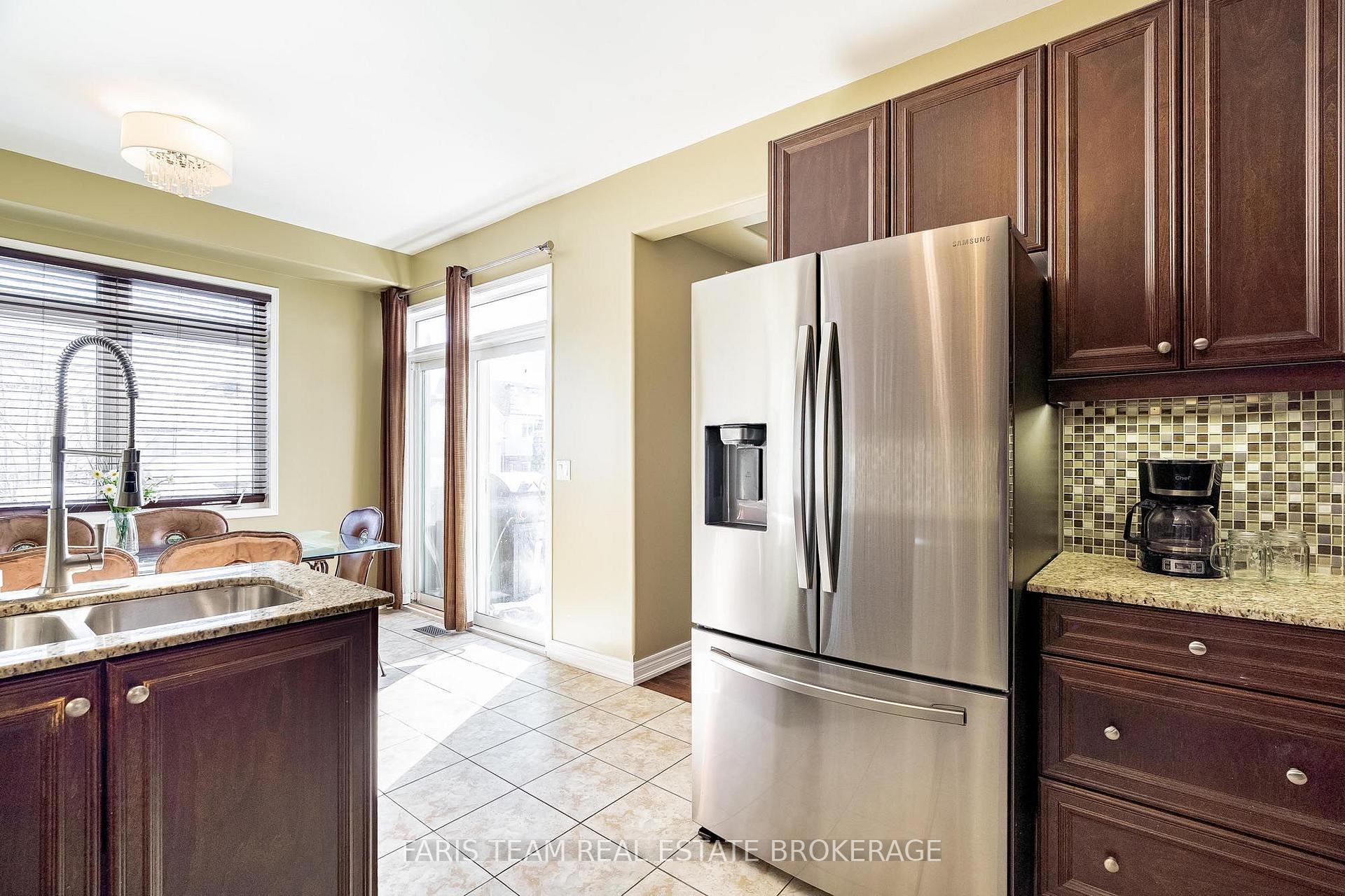 Photo 4 of 1845 Lamstone Street, Innisfil, Alcona — HOMEH