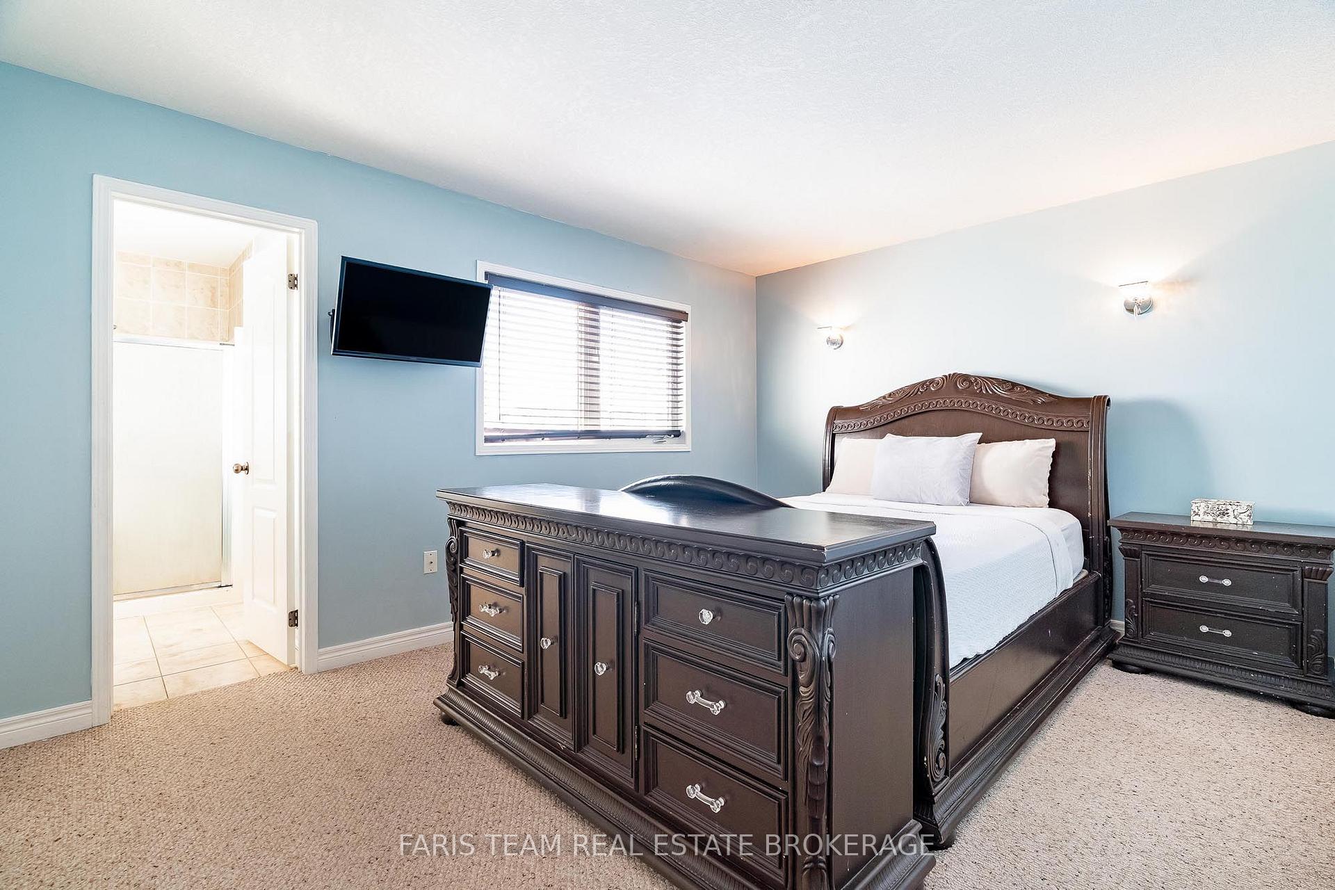 Photo 13 of 1845 Lamstone Street, Innisfil, Alcona — HOMEH