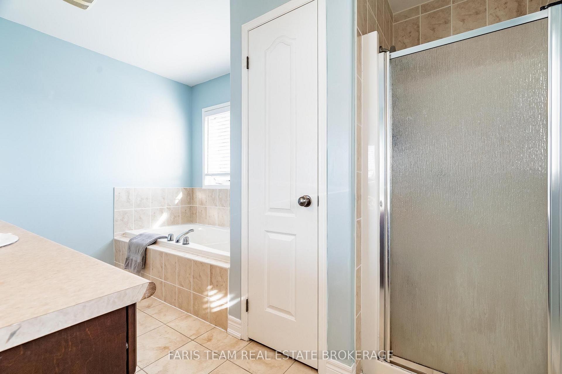 Photo 15 of 1845 Lamstone Street, Innisfil, Alcona — HOMEH