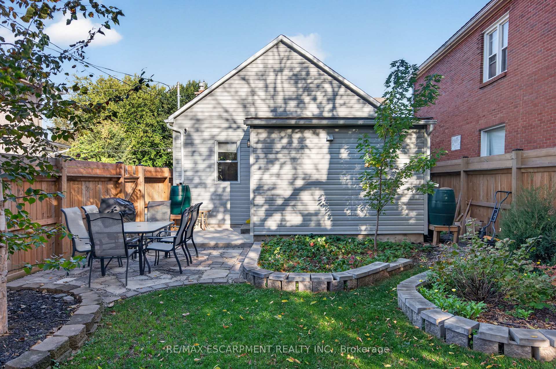Photo 31 of 60 Division Street, St. Catharines, E. Chester — HOMEH