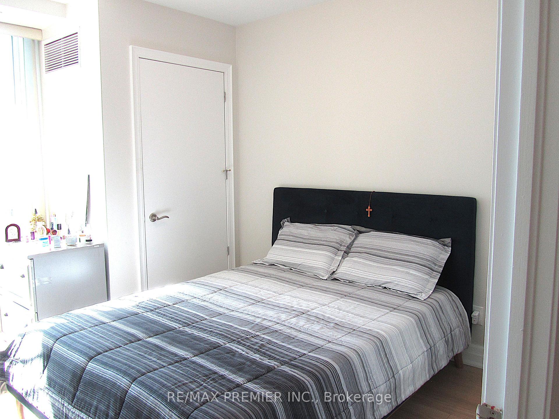Photo 15 of Unit 2505, 100 John Street, Brampton, Downtown Brampton — HOMEH