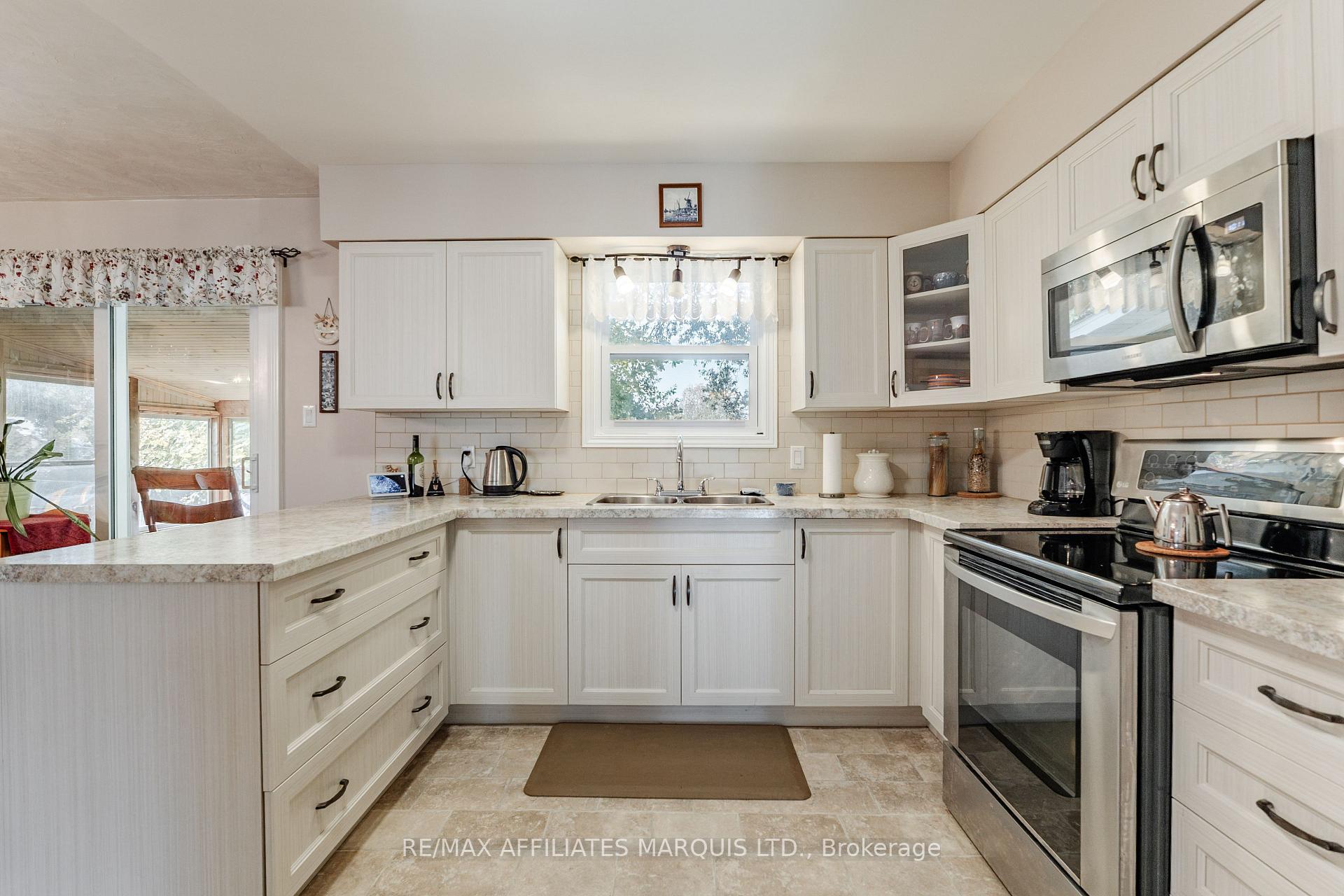 Photo 20 of 20 Head Street, South Glengarry, Lancaster — HOMEH