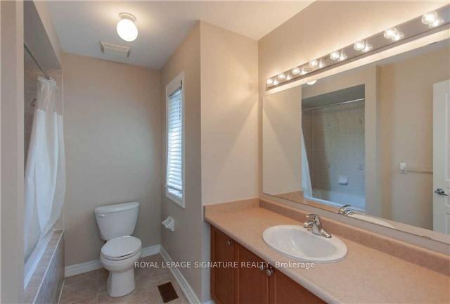 Photo 8 of 21 Pitney Avenue, Richmond Hill, Jefferson — HOMEH