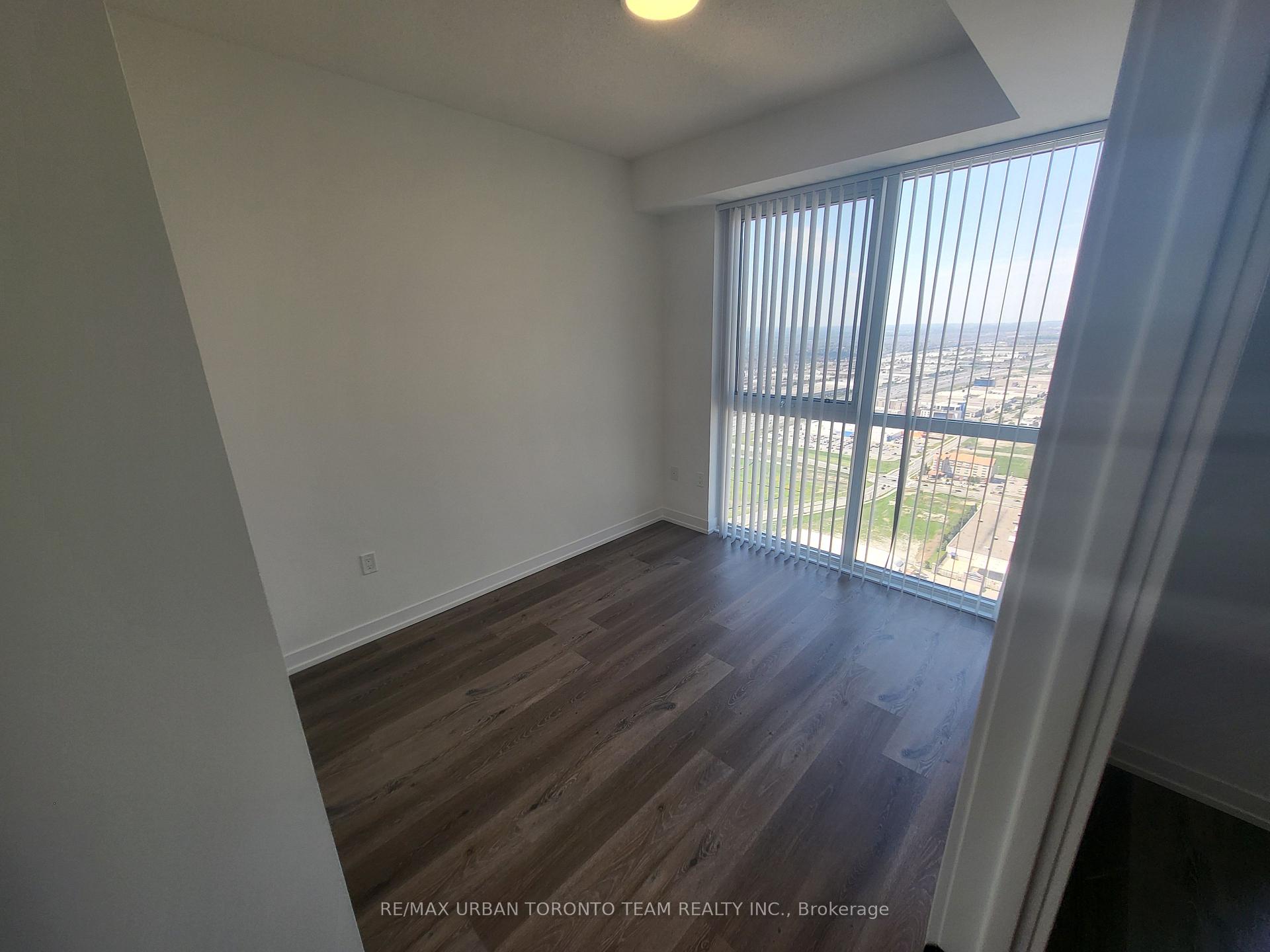 Photo 6 of Unit 5910, 225 Commerce St Street, Vaughan, Vaughan Corporate Centre — HOMEH