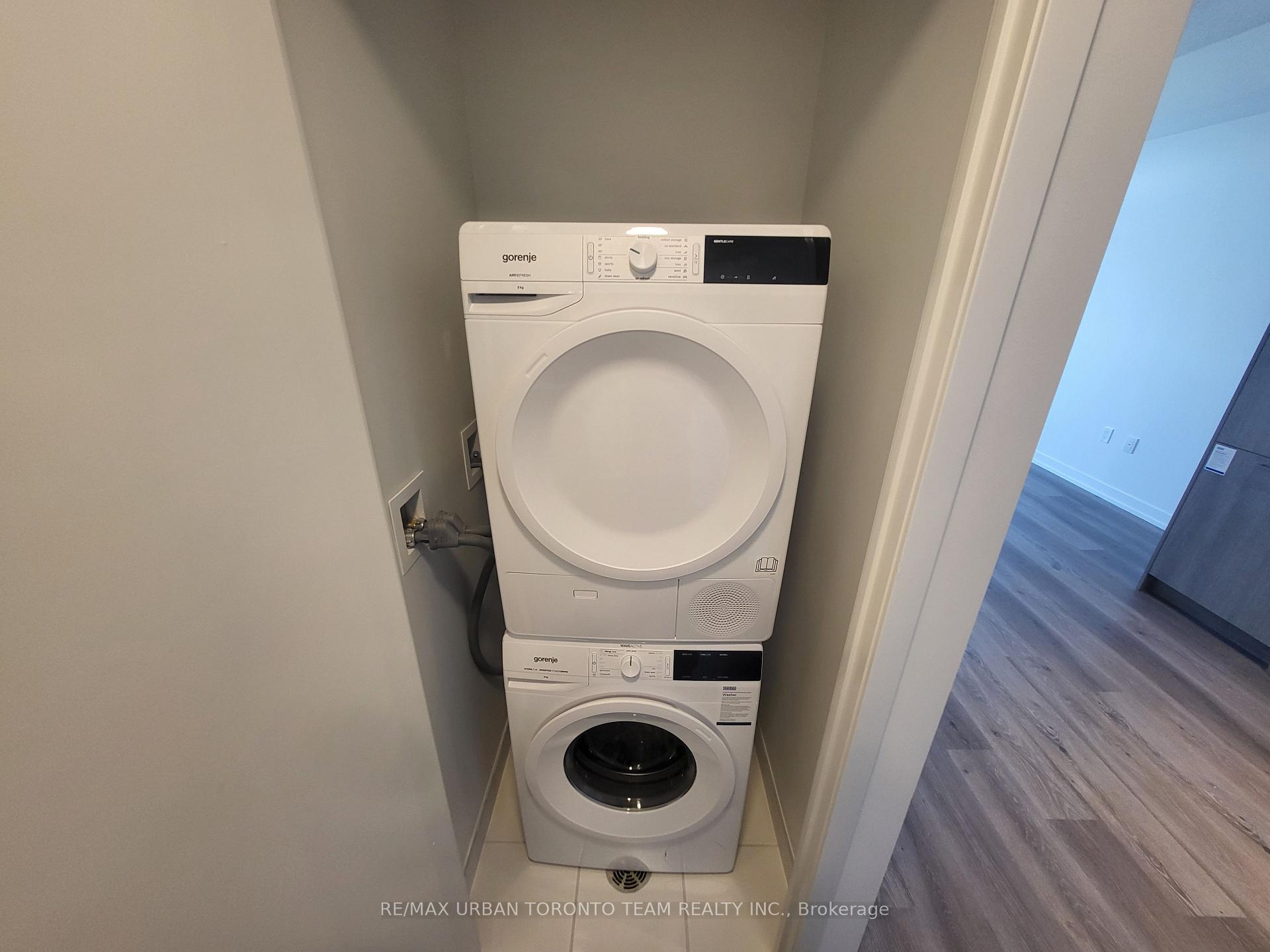Photo 12 of Unit 5910, 225 Commerce St Street, Vaughan, Vaughan Corporate Centre — HOMEH