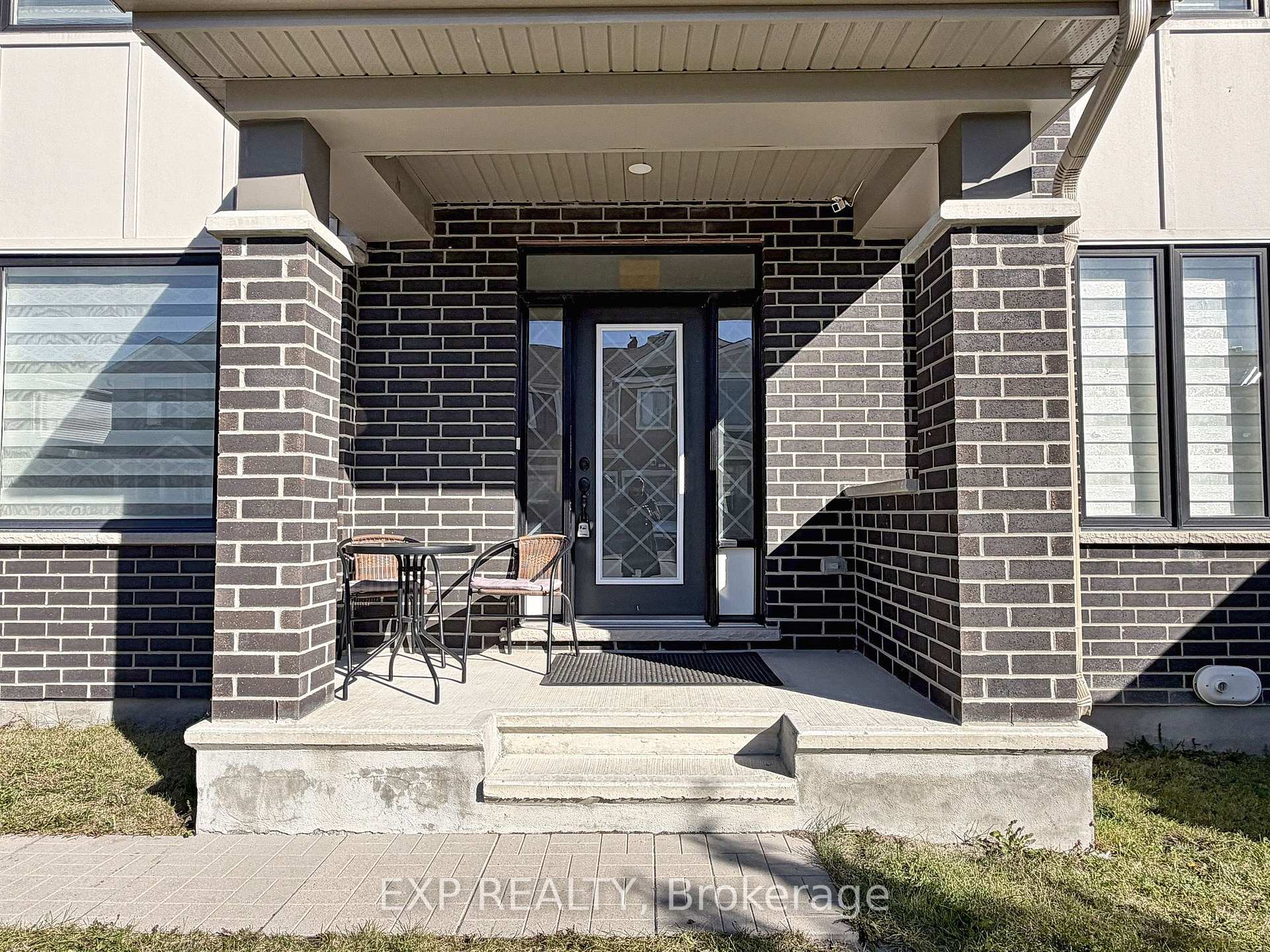 Photo 3 of 591 Catleaf Row, Ottawa, Avalon West — HOMEH