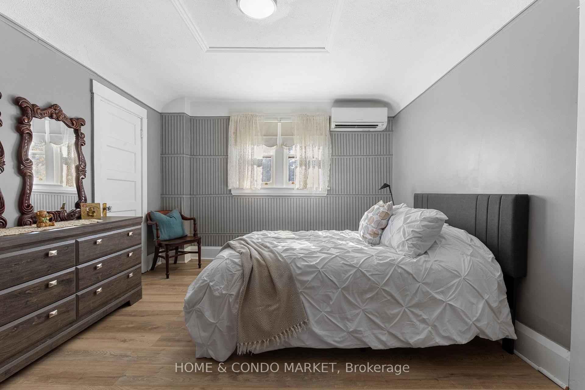 Photo 20 of 164 Brookside Drive, Toronto, East End-Danforth — HOMEH