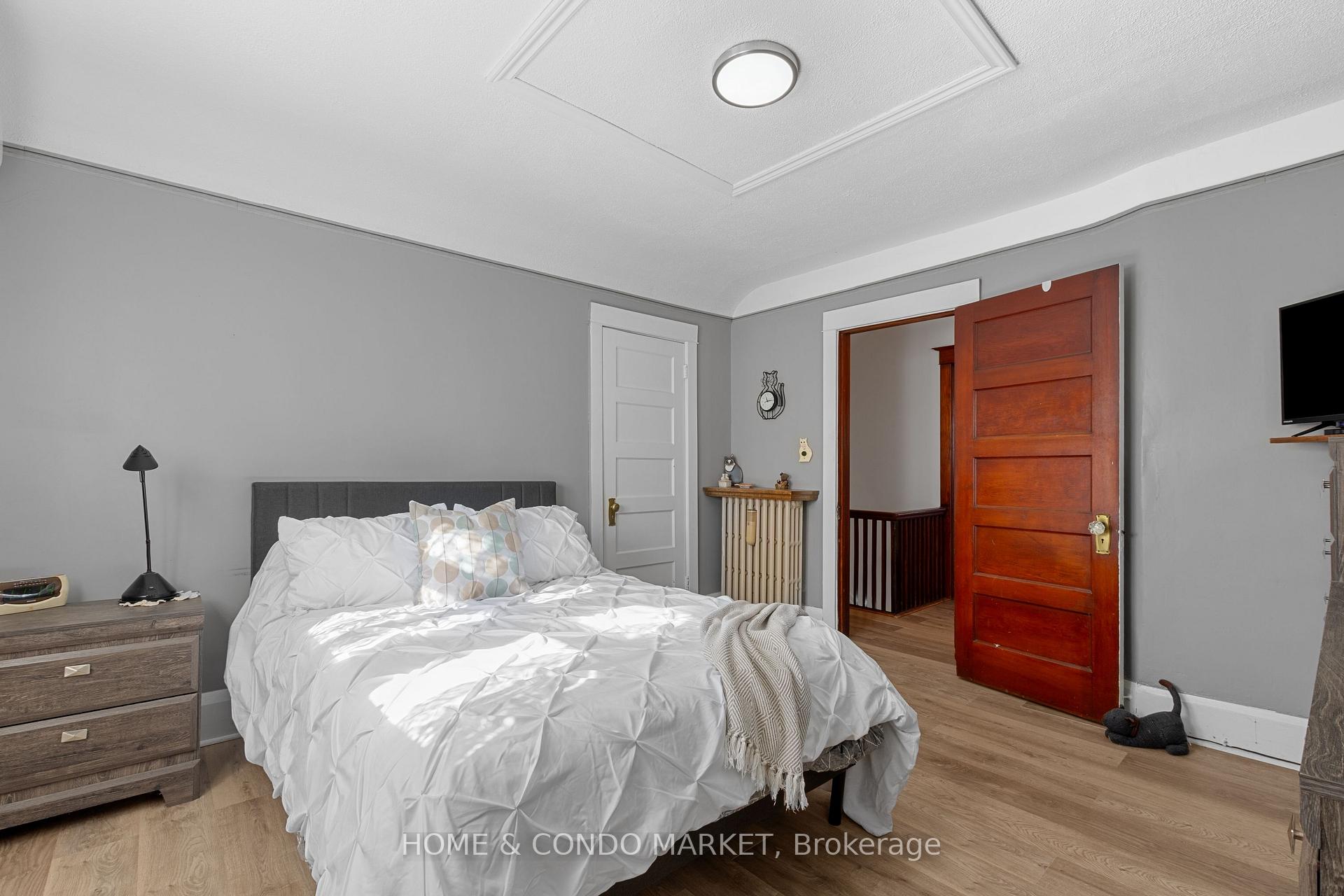 Photo 21 of 164 Brookside Drive, Toronto, East End-Danforth — HOMEH