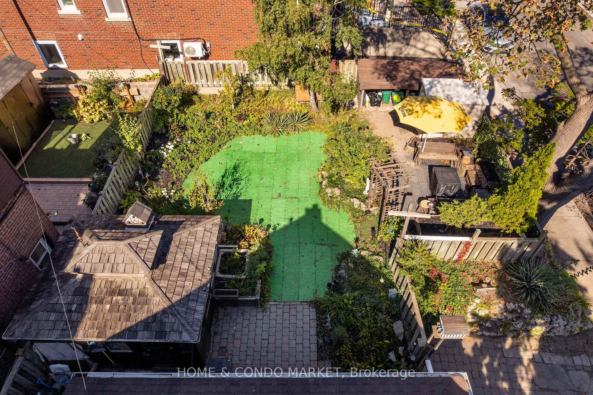Photo 36 of 164 Brookside Drive, Toronto, East End-Danforth — HOMEH