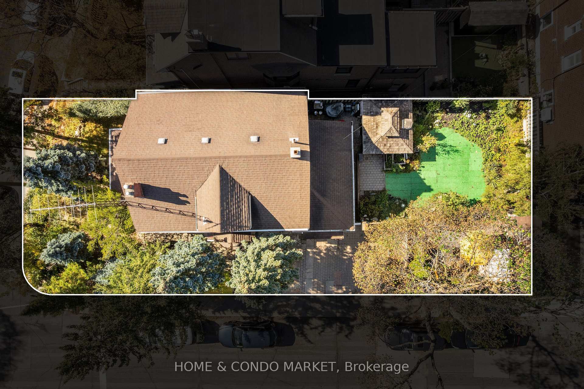 Photo 35 of 164 Brookside Drive, Toronto, East End-Danforth — HOMEH