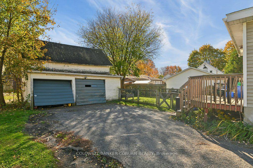 Photo 36 of 49 Lakeshore Drive, South Dundas, Morrisburg — HOMEH