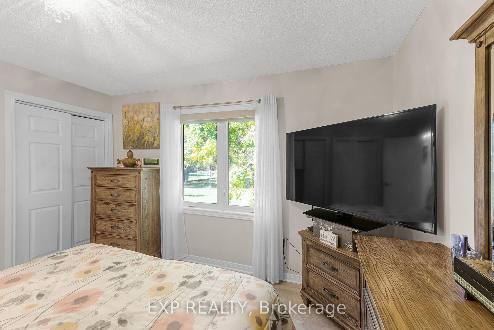 Photo 20 of 4 Burbank Circle, Adjala-Tosorontio, Everett — HOMEH
