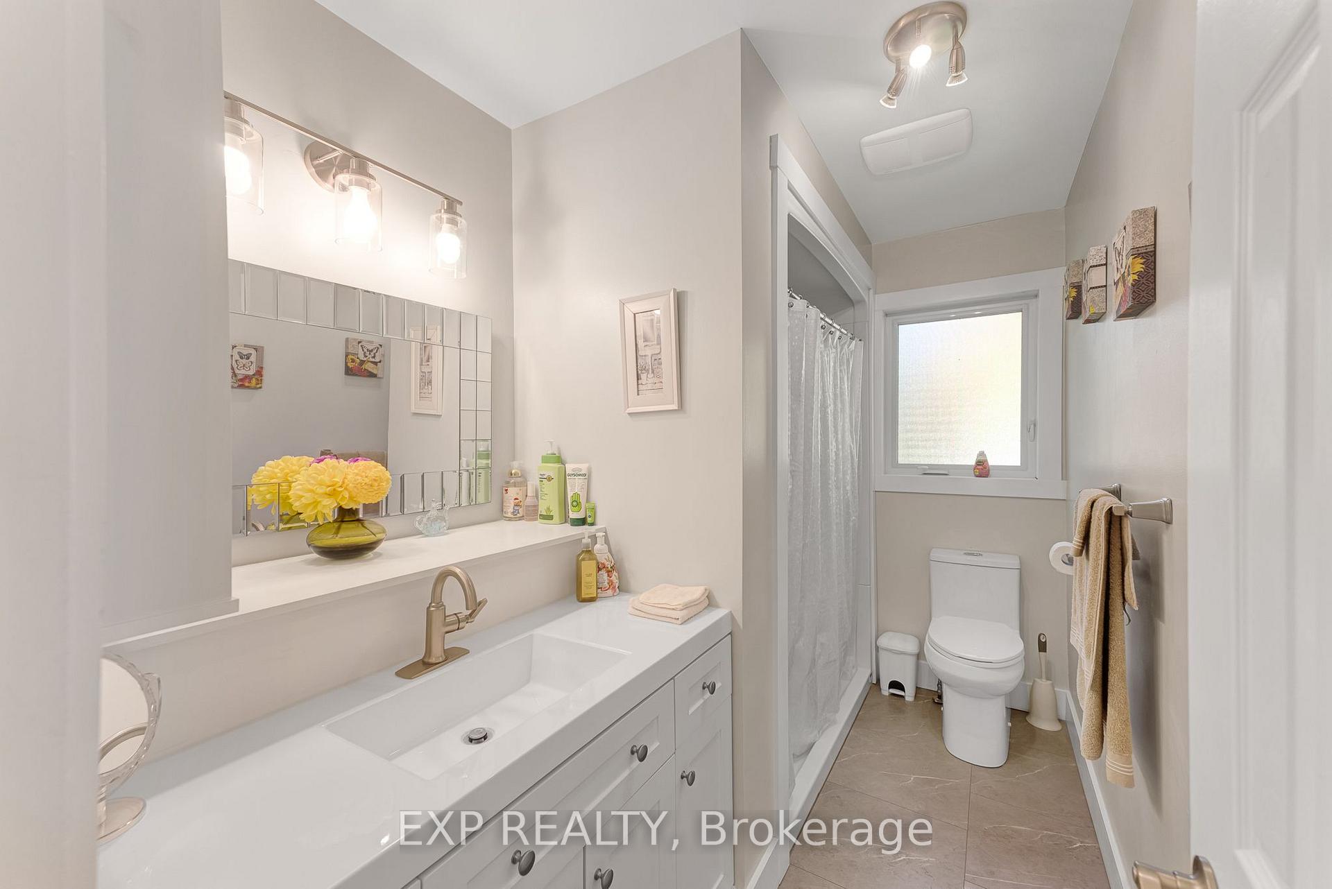 Photo 21 of 4 Burbank Circle, Adjala-Tosorontio, Everett — HOMEH