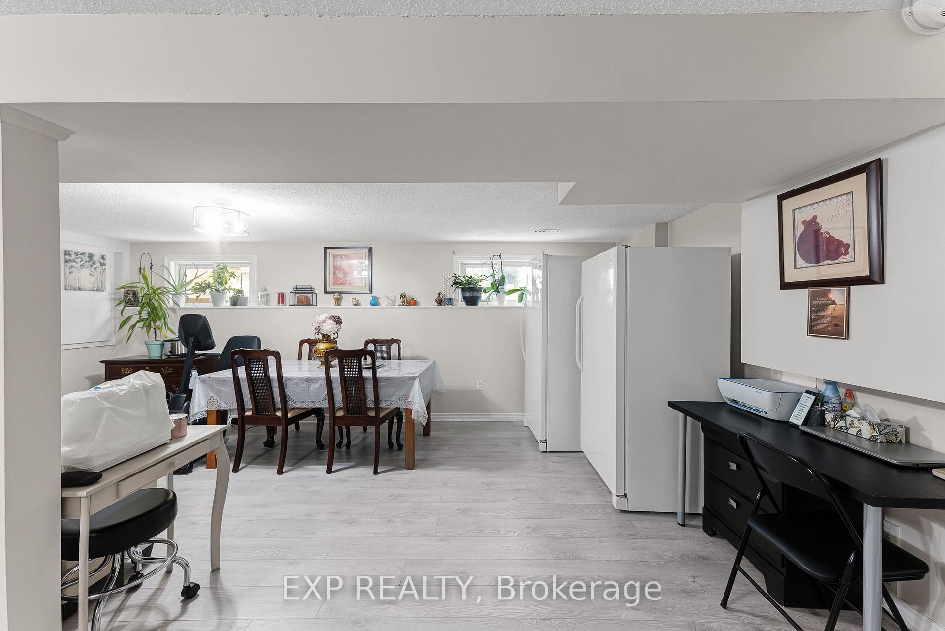 Photo 29 of 4 Burbank Circle, Adjala-Tosorontio, Everett — HOMEH