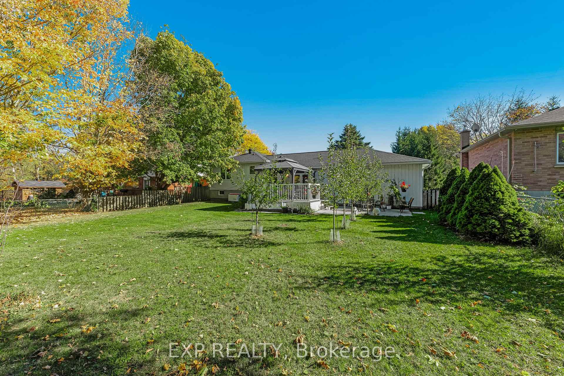 Photo 40 of 4 Burbank Circle, Adjala-Tosorontio, Everett — HOMEH