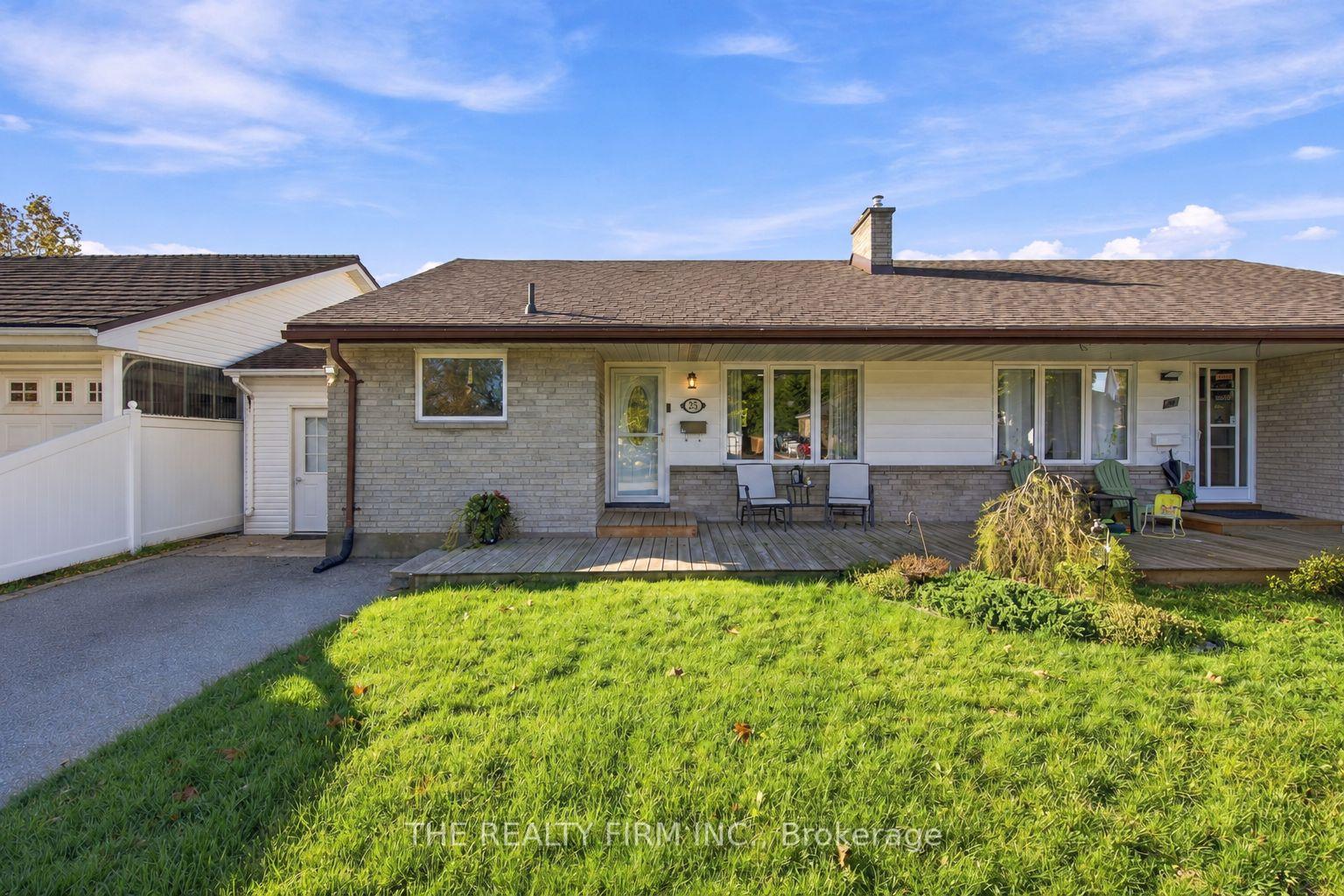 Photo 1 of 25 Queenston Crescent, London, East O — HOMEH