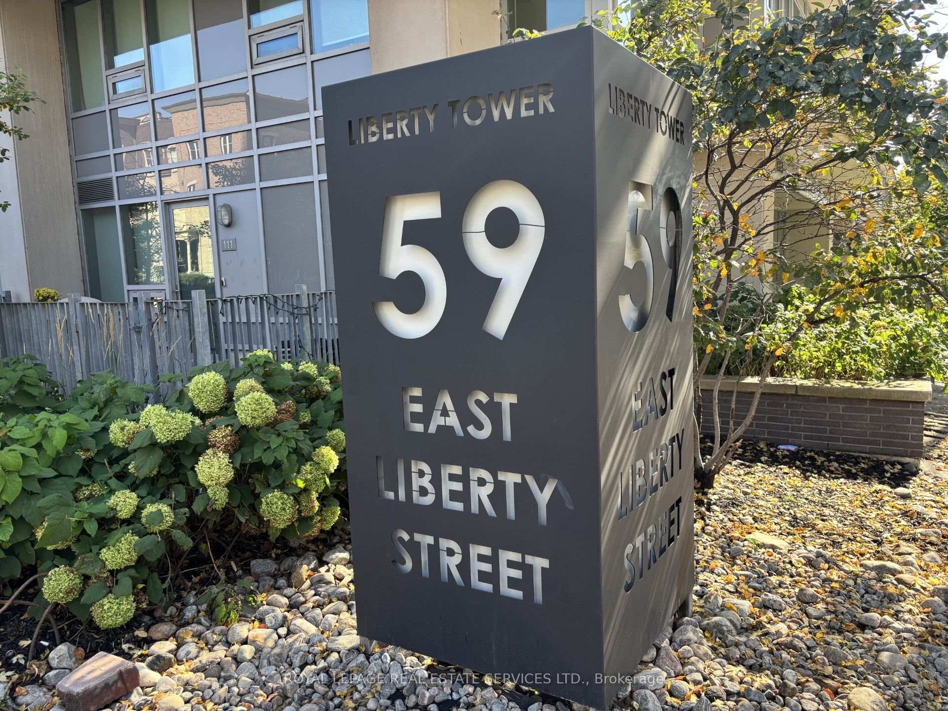 Front of Unit 1706, 59 East Liberty Street