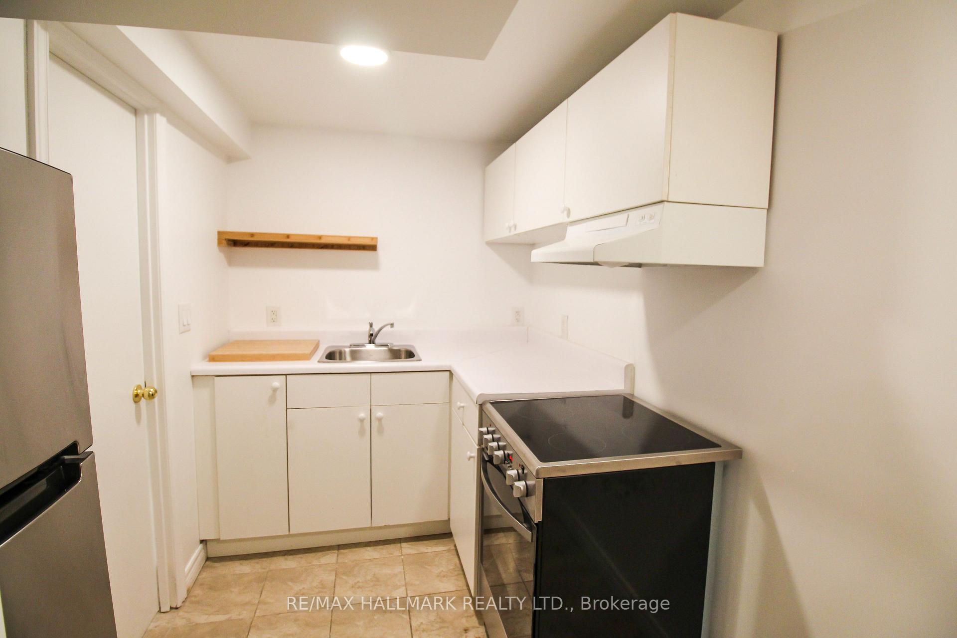 Photo 6 of Unit Lower, 10 Hamilton Street, Toronto, South Riverdale — HOMEH