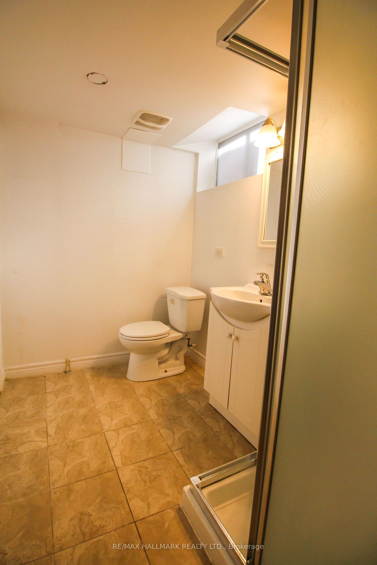 Photo 8 of Unit Lower, 10 Hamilton Street, Toronto, South Riverdale — HOMEH