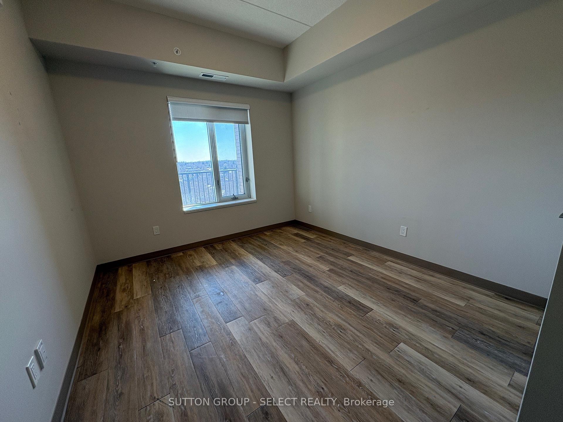 Photo 7 of Unit 810, 99 Pond Mills Road, London, South J — HOMEH