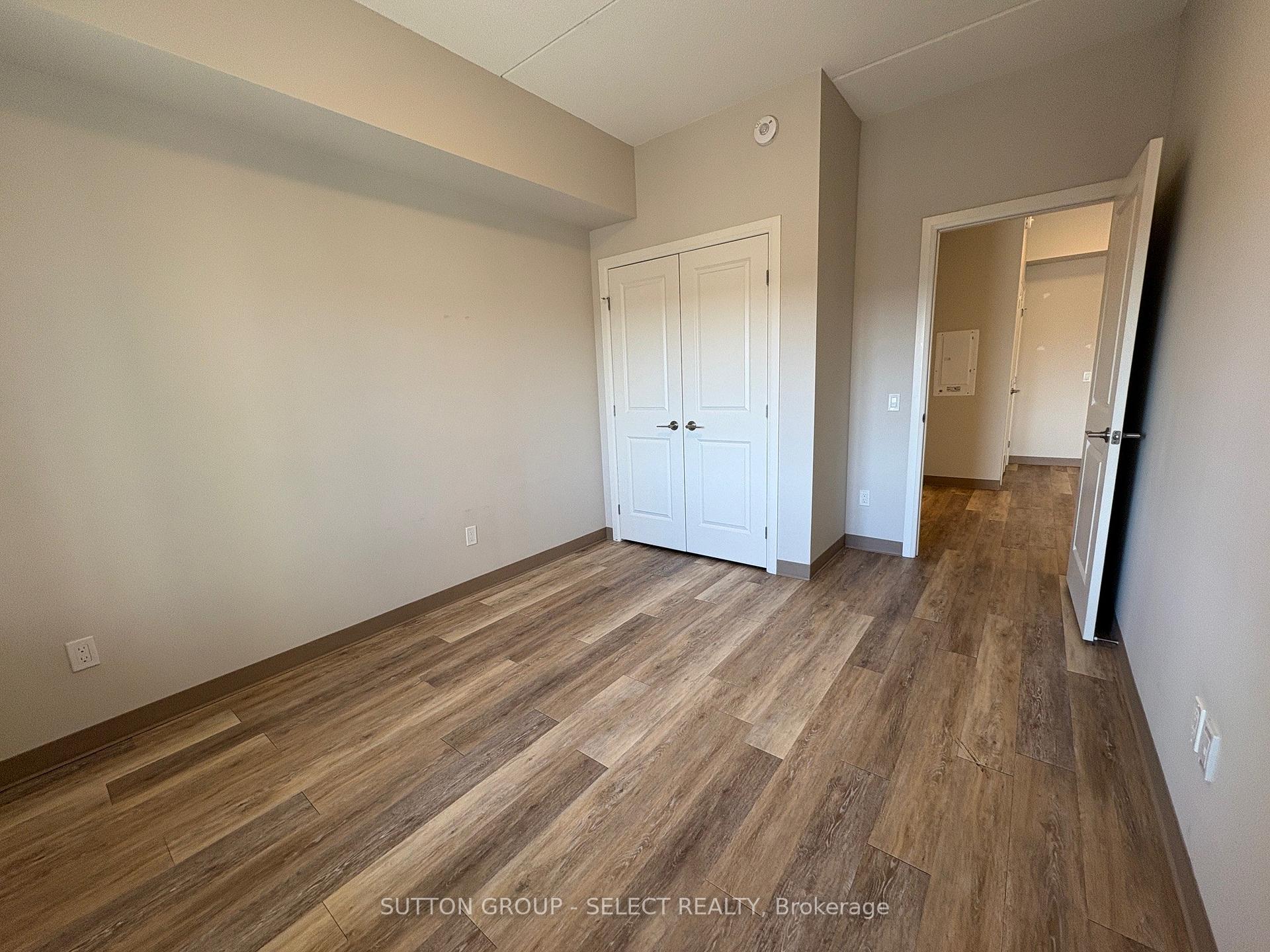 Photo 8 of Unit 810, 99 Pond Mills Road, London, South J — HOMEH