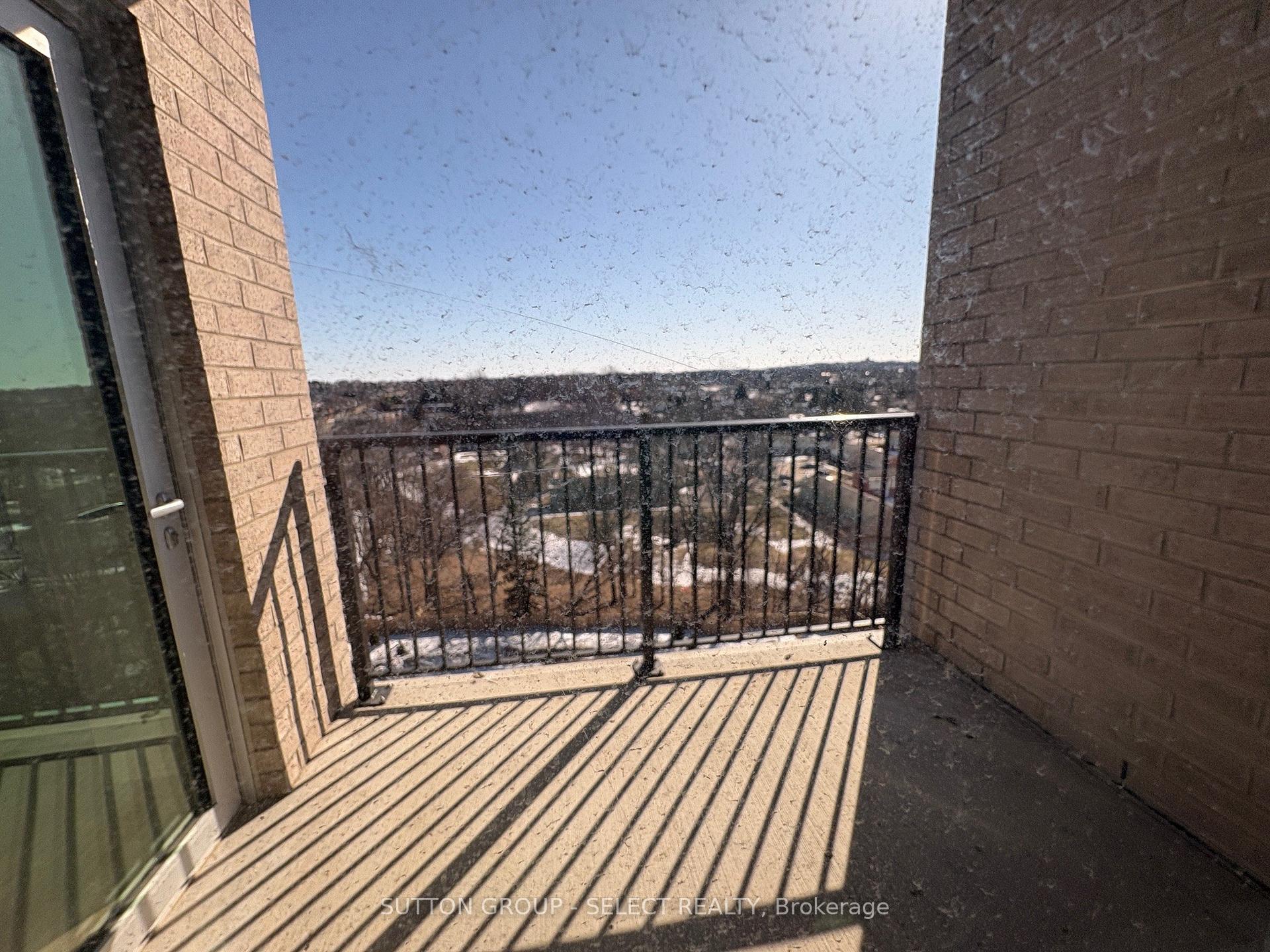 Photo 9 of Unit 810, 99 Pond Mills Road, London, South J — HOMEH